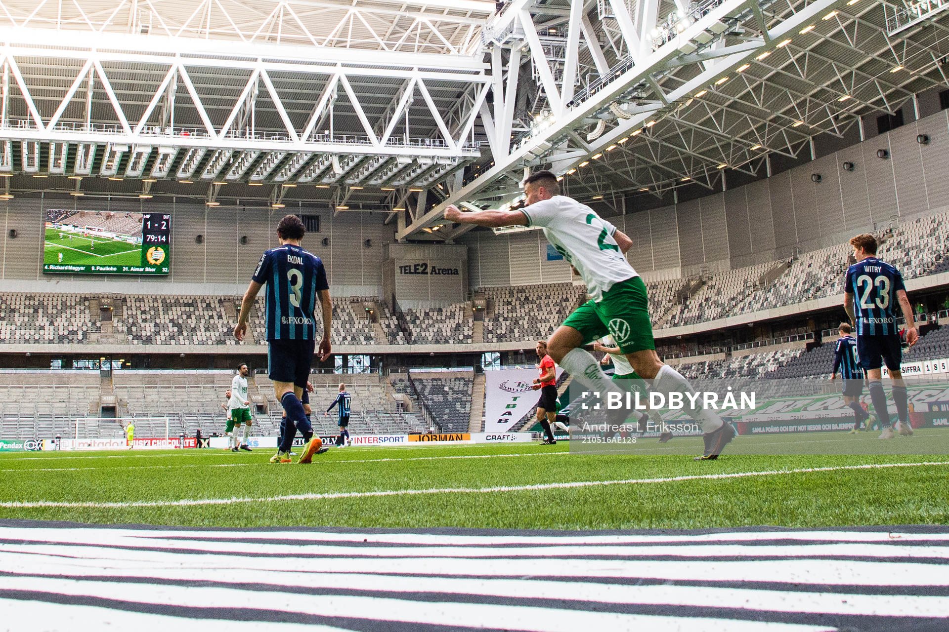Hammarbys Astrit Selmani jublar