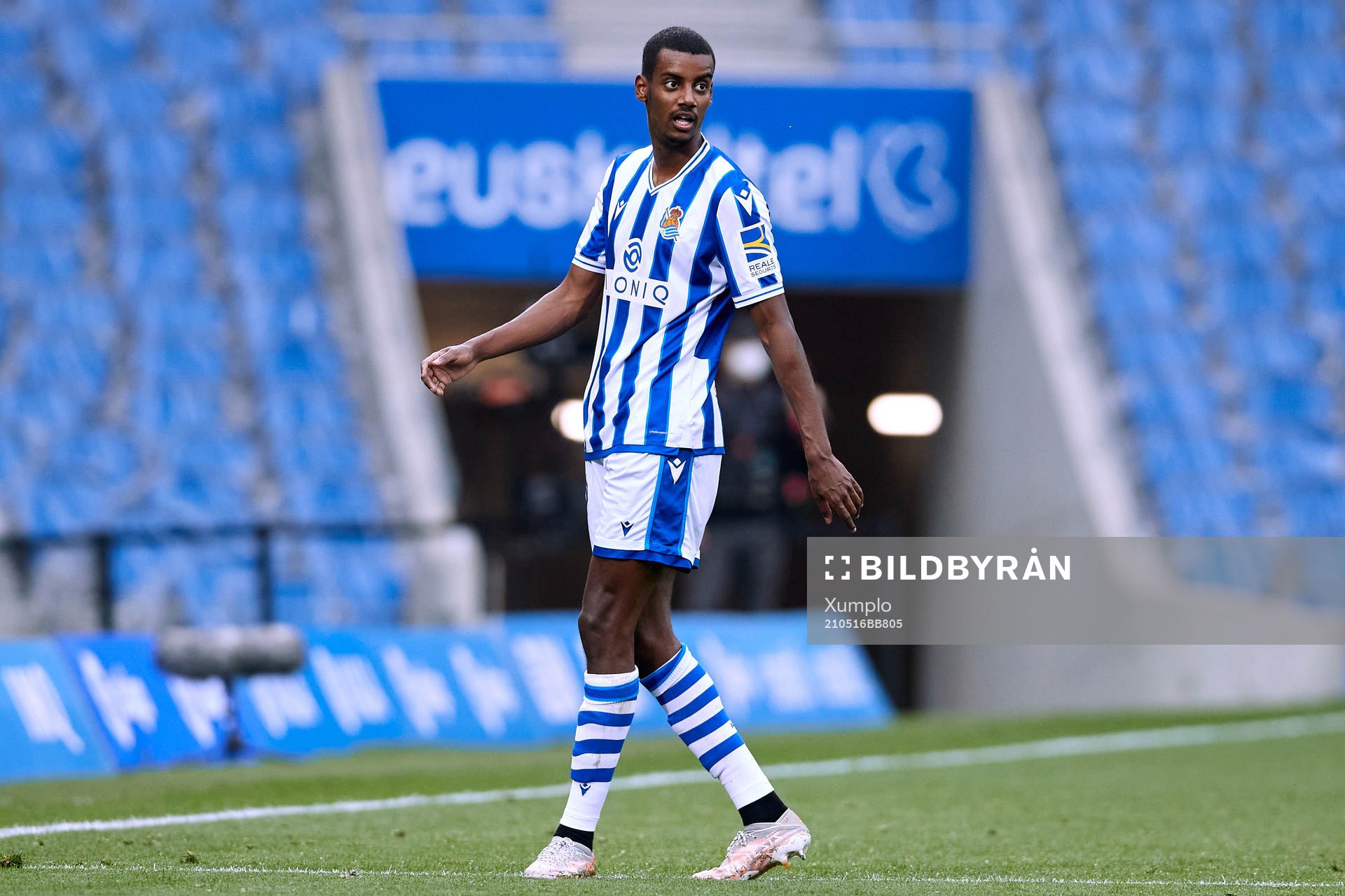 Alexander Isak of Real Sociedad looks