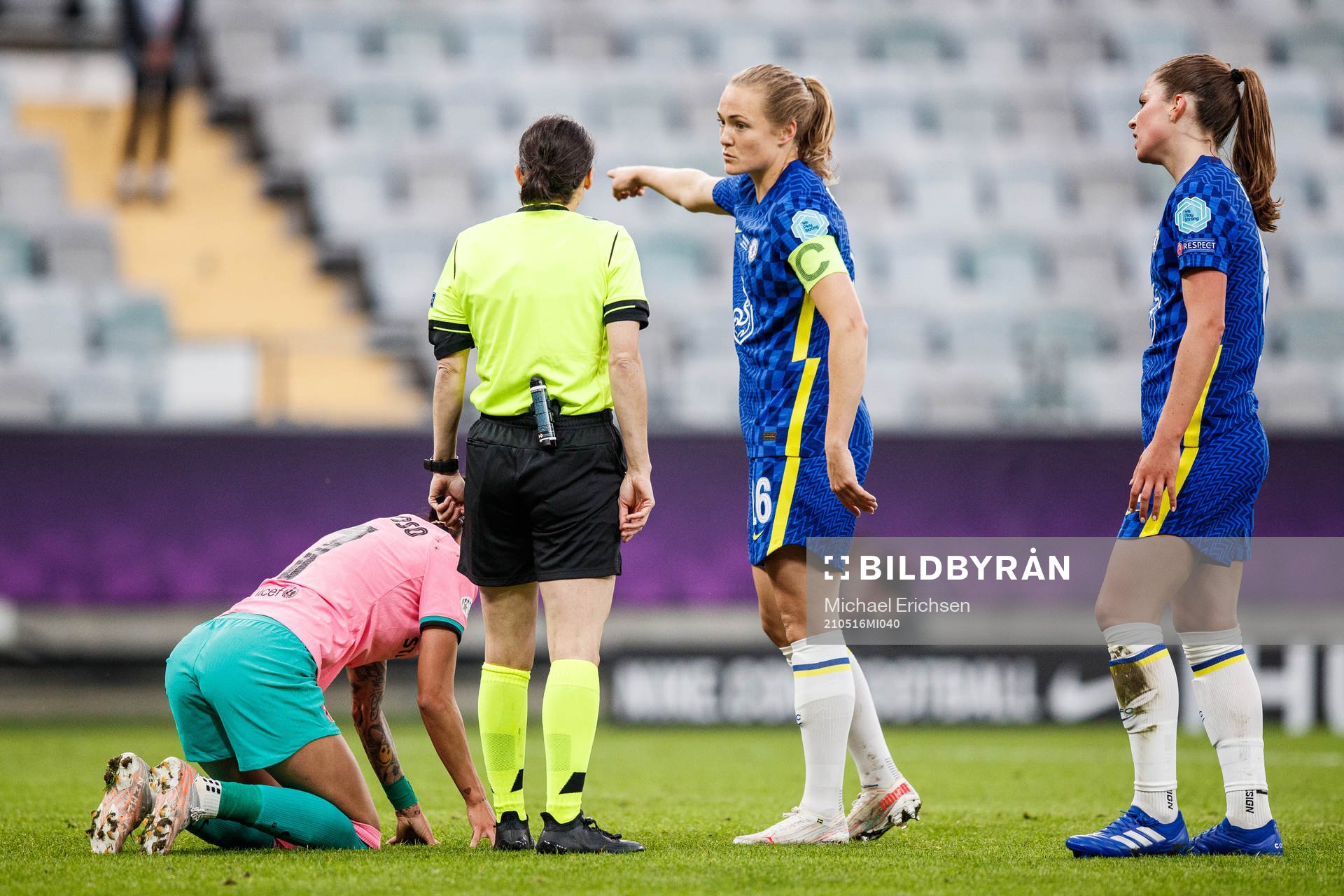 Magdalena Eriksson of Chelsea in a discussion with the