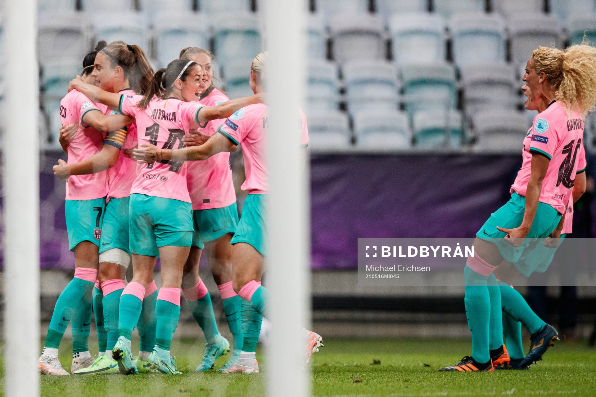 Players of Barcelona celebrate after scoring 0-2 during the UEFA Women's Champions League football match between Chelsea and Barcelona on May 16, 2021 in Gothenburg.