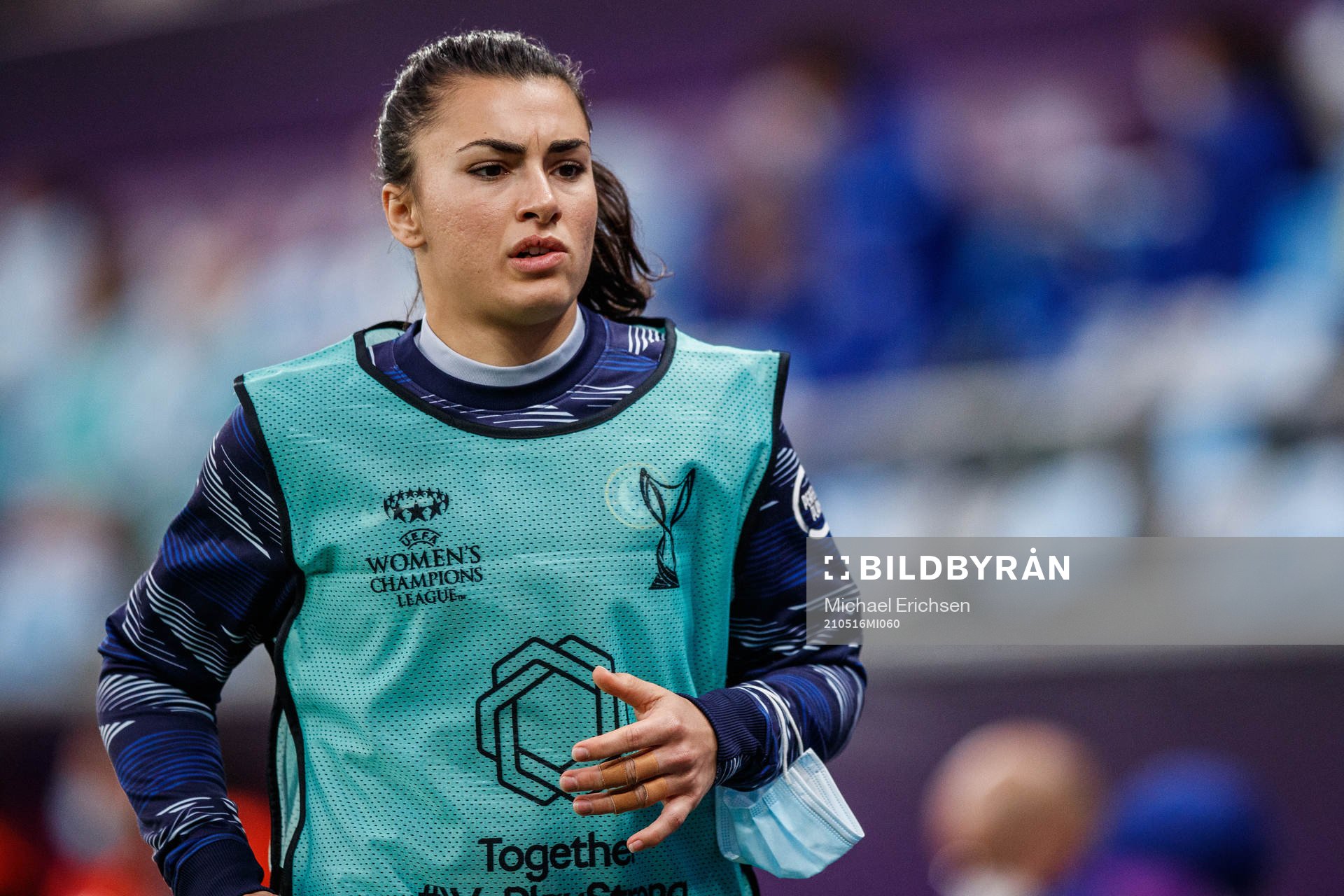 goalkeeper Zecira Musovic of Chelsea warming up