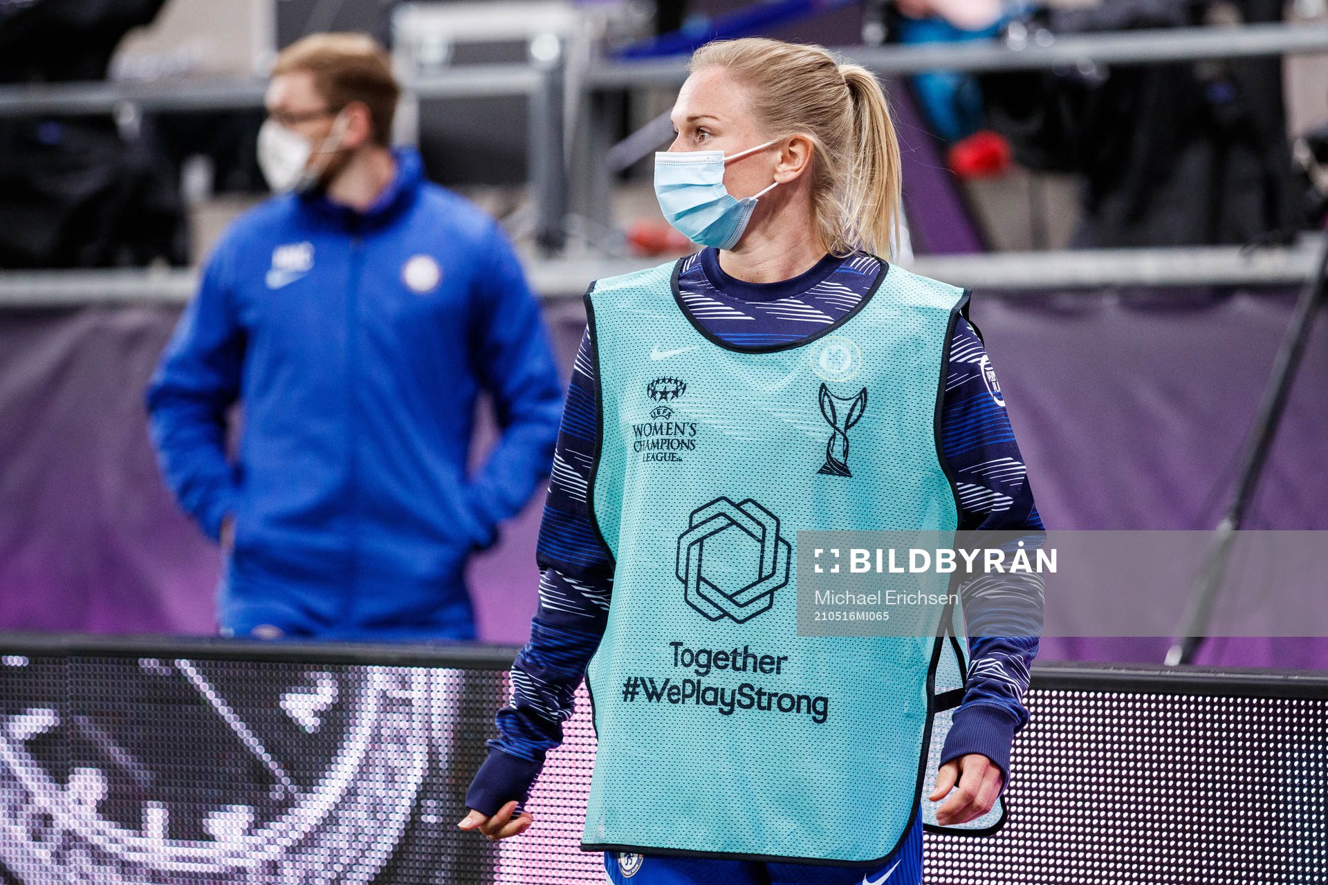 Jonna Andersson of Chelsea warming up