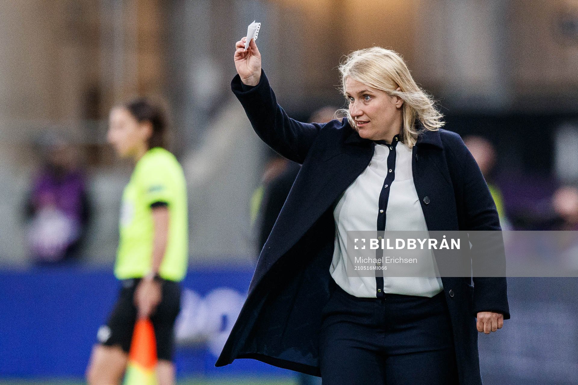 coach Emma Hayes of Chelsea