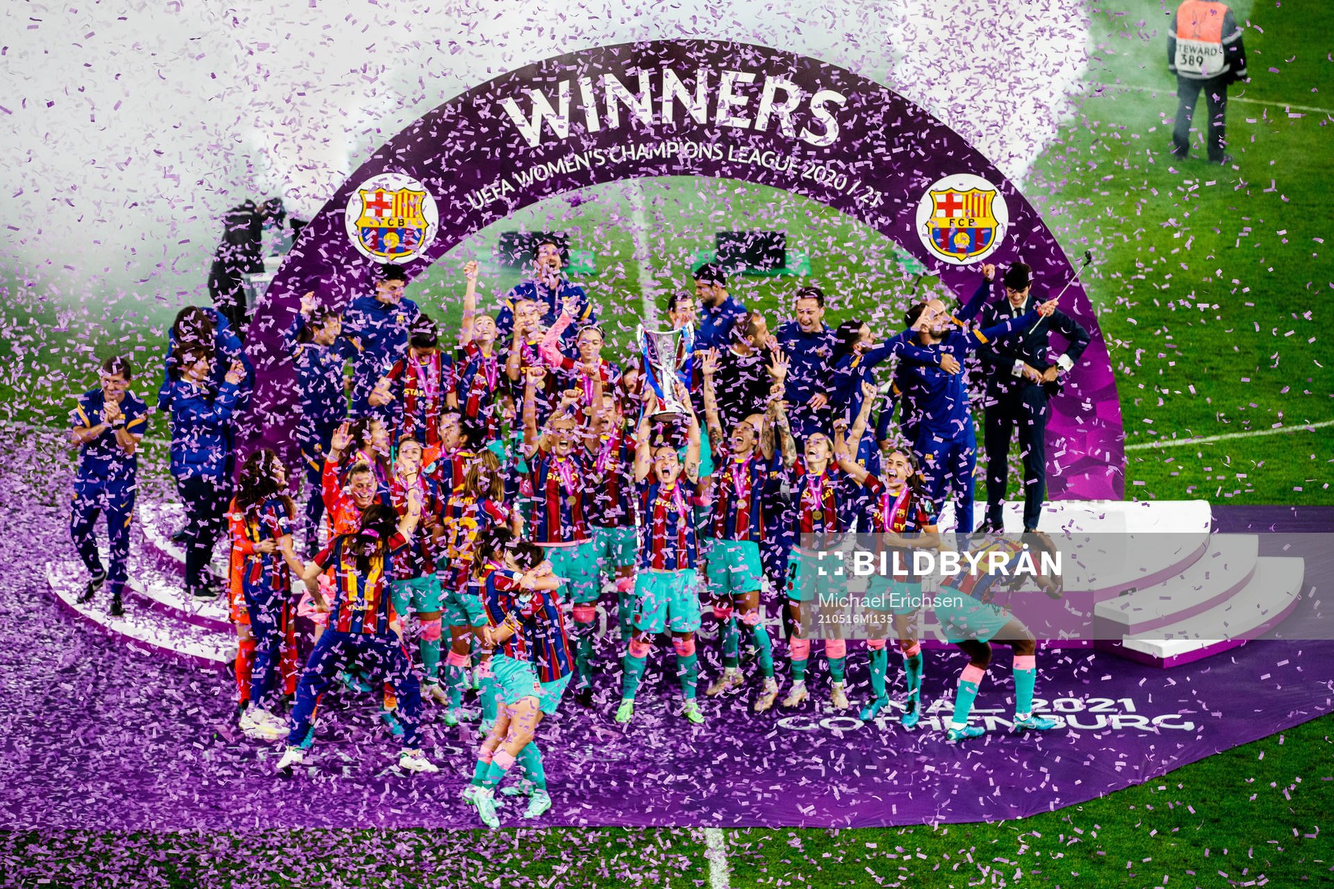 Players of Barcelona celebrate