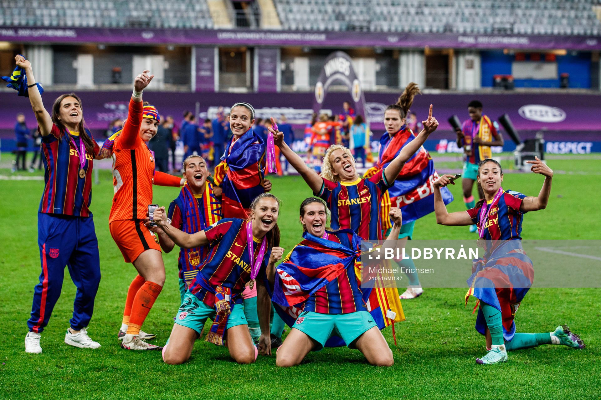 Players of Barcelona celebrate
