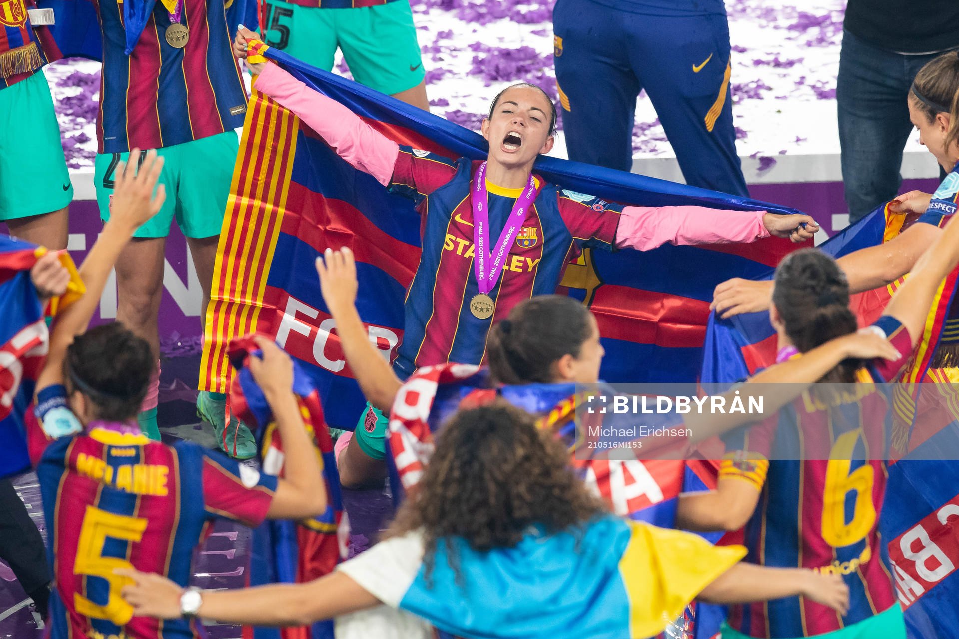 Aitana Bonmati of Barcelona celebrates
