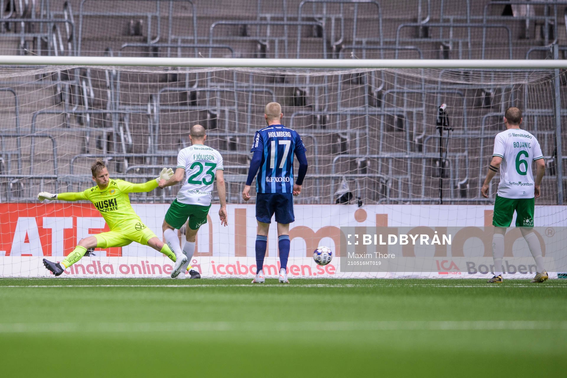 Hammarbys målvakt David Ousted