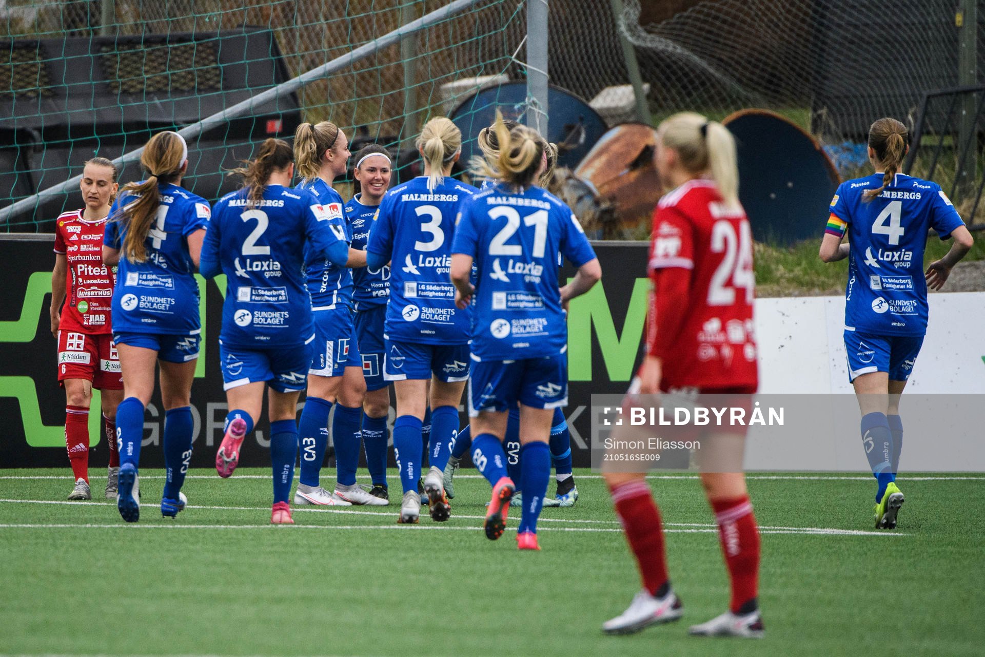 Örebros spelare jublar