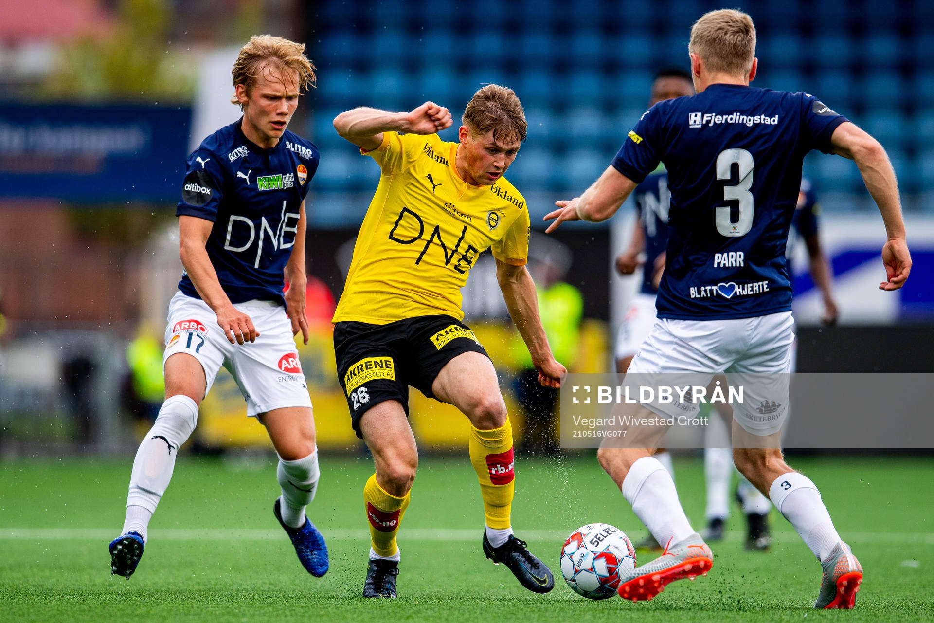 Tobias Fjeld Gulliksen of Strømsgodset and Lars Ranger of