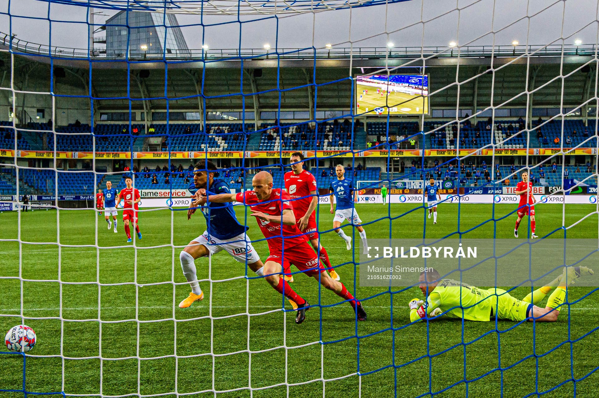 Ohikhuaeme Anthony Omoijuanfo of Molde scores the 3-0 goal