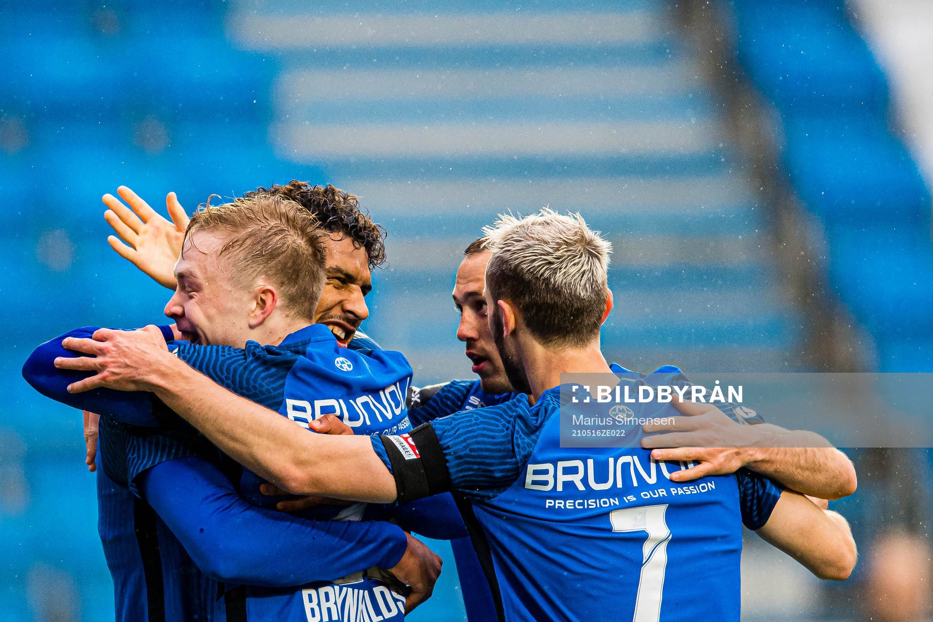 Ohikhuaeme Anthony Omoijuanfo of Molde celebrates