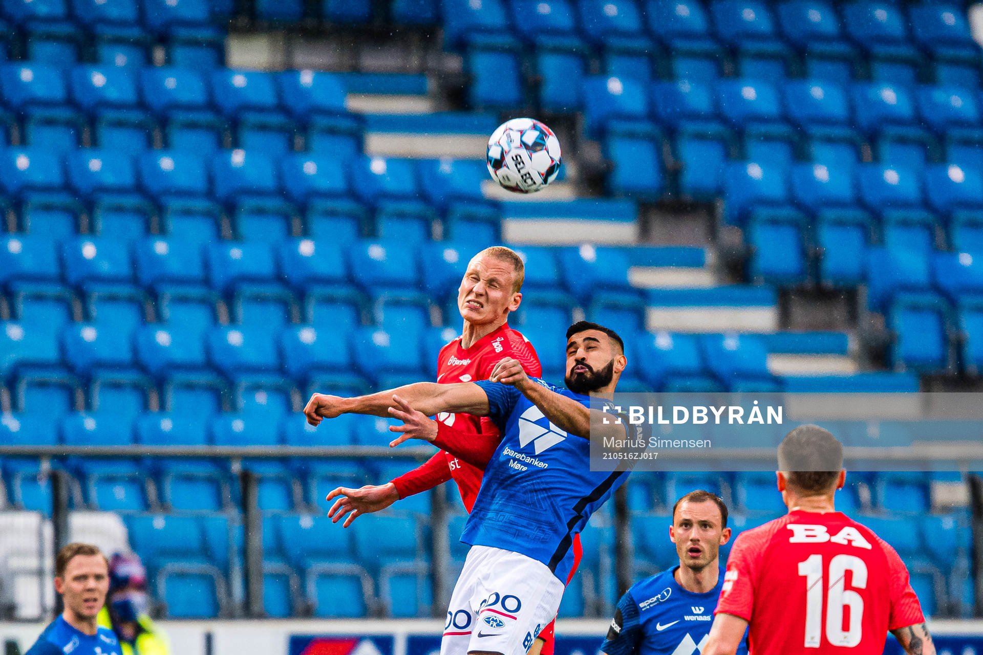Kristoffer Ramos Barmen of Brann and Etzaz Muzafar Hussain