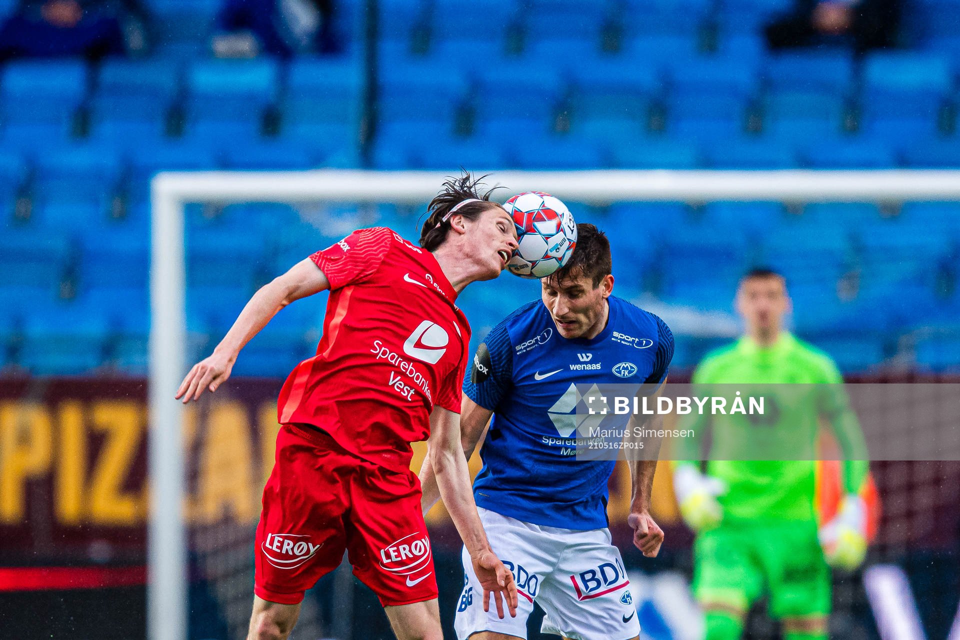 Kasper Holmboe Skaanes of Brann and Kristoffer Haugen of