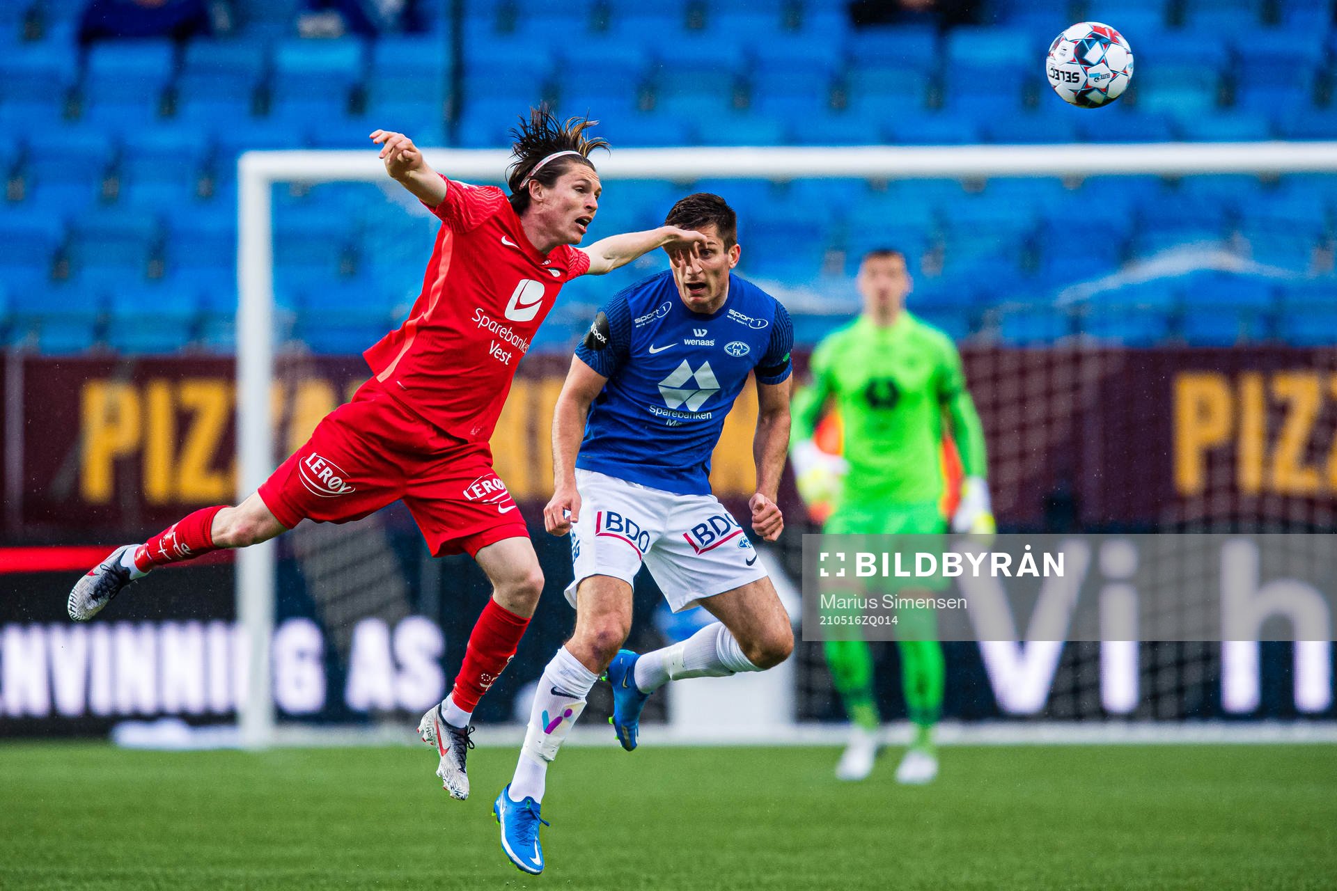 Kasper Holmboe Skaanes of Brann and Kristoffer Haugen of