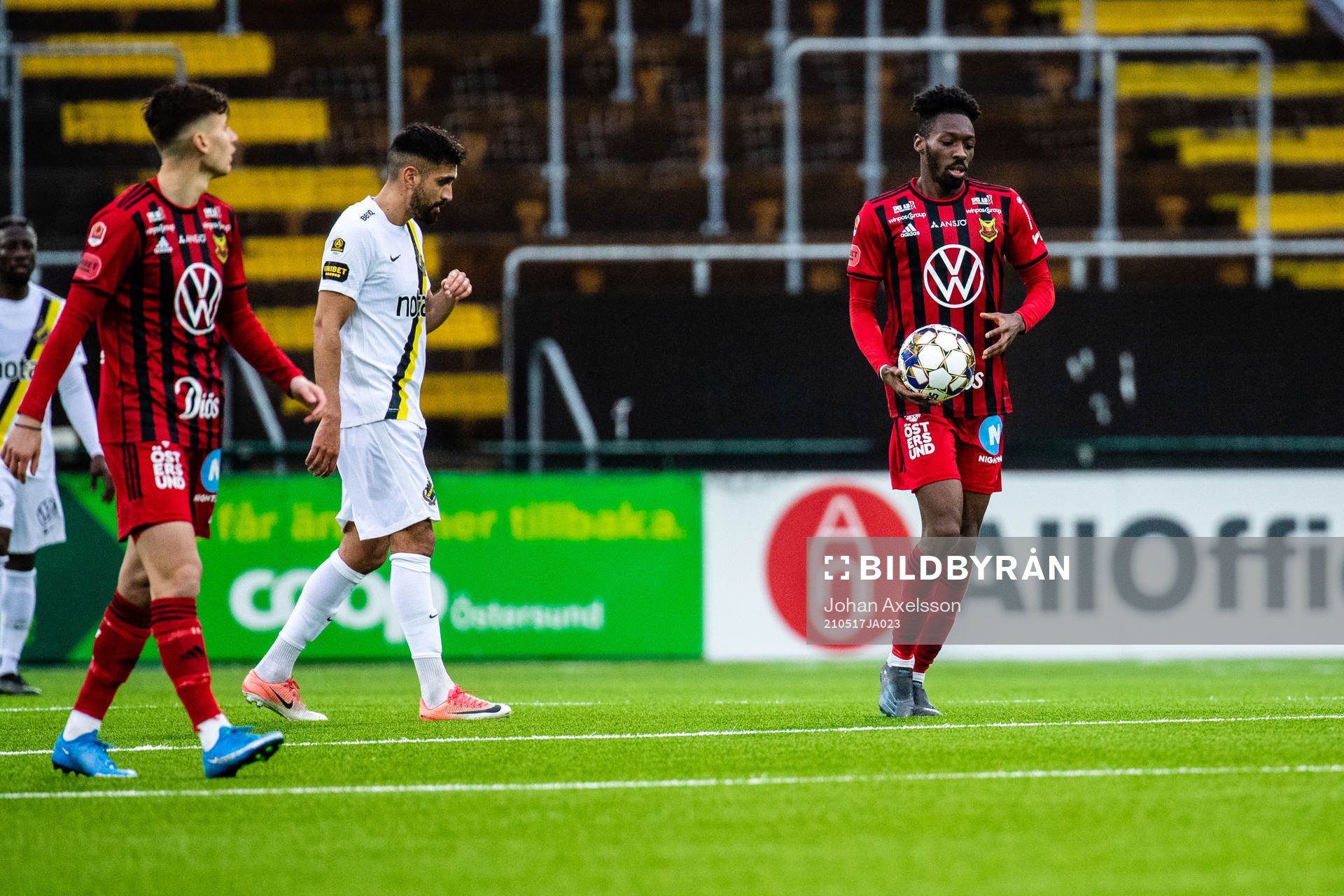 Östersunds Blair Turgott jublar
