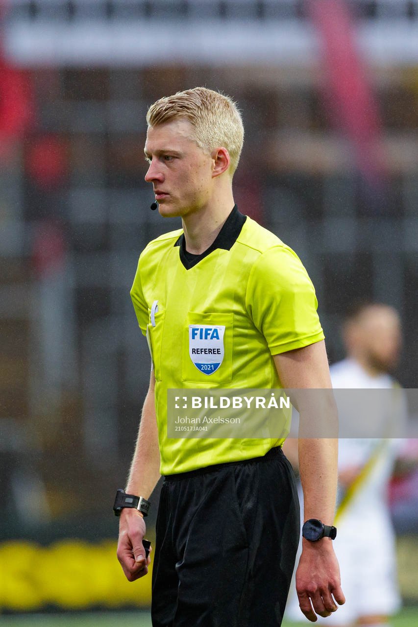 domare Adam Ladebäck