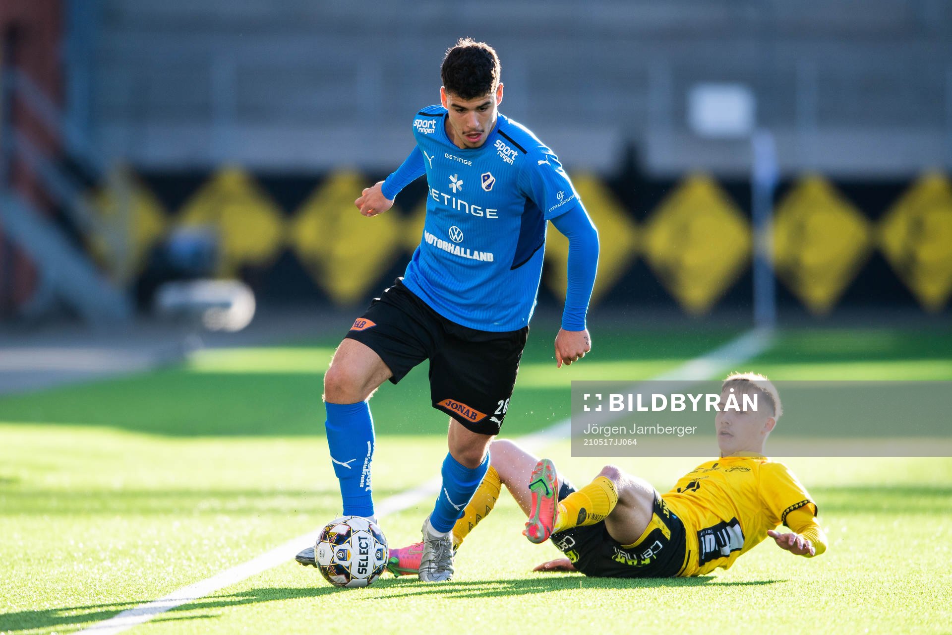 Halmstads Edvin Kurtulus och Elfsborgs Jacob Ondrejka