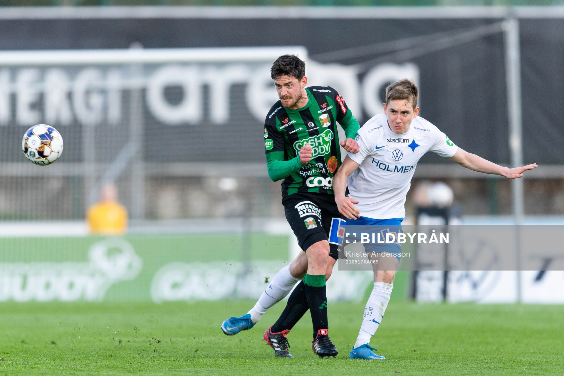 Varbergs Robin Tranberg och IFK Norrköpings Isak Bergmann