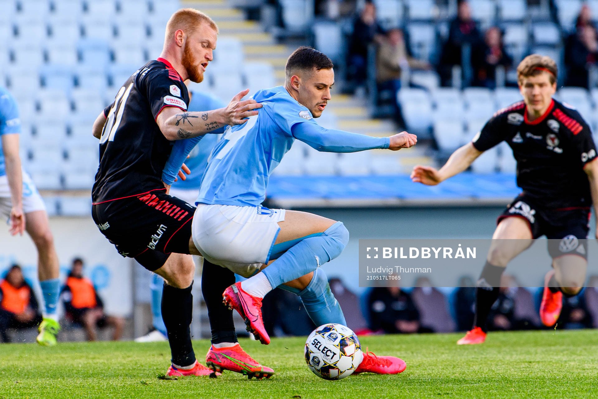 Kalmars Nils Fröling och Malmö FFs Veljko Birmancevic
