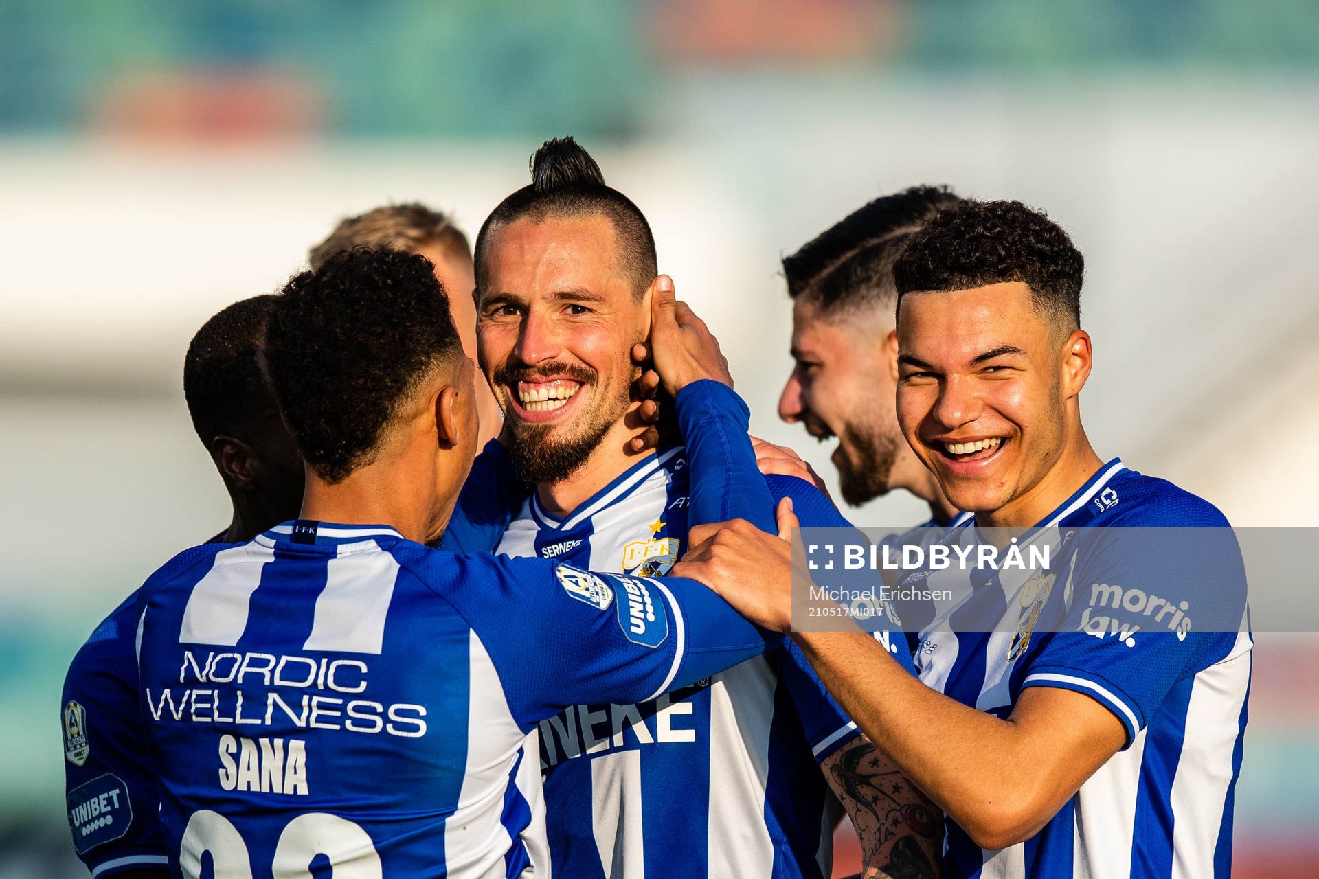 IFK Göteborgs Marek Hamsik jublar med lagkamrater