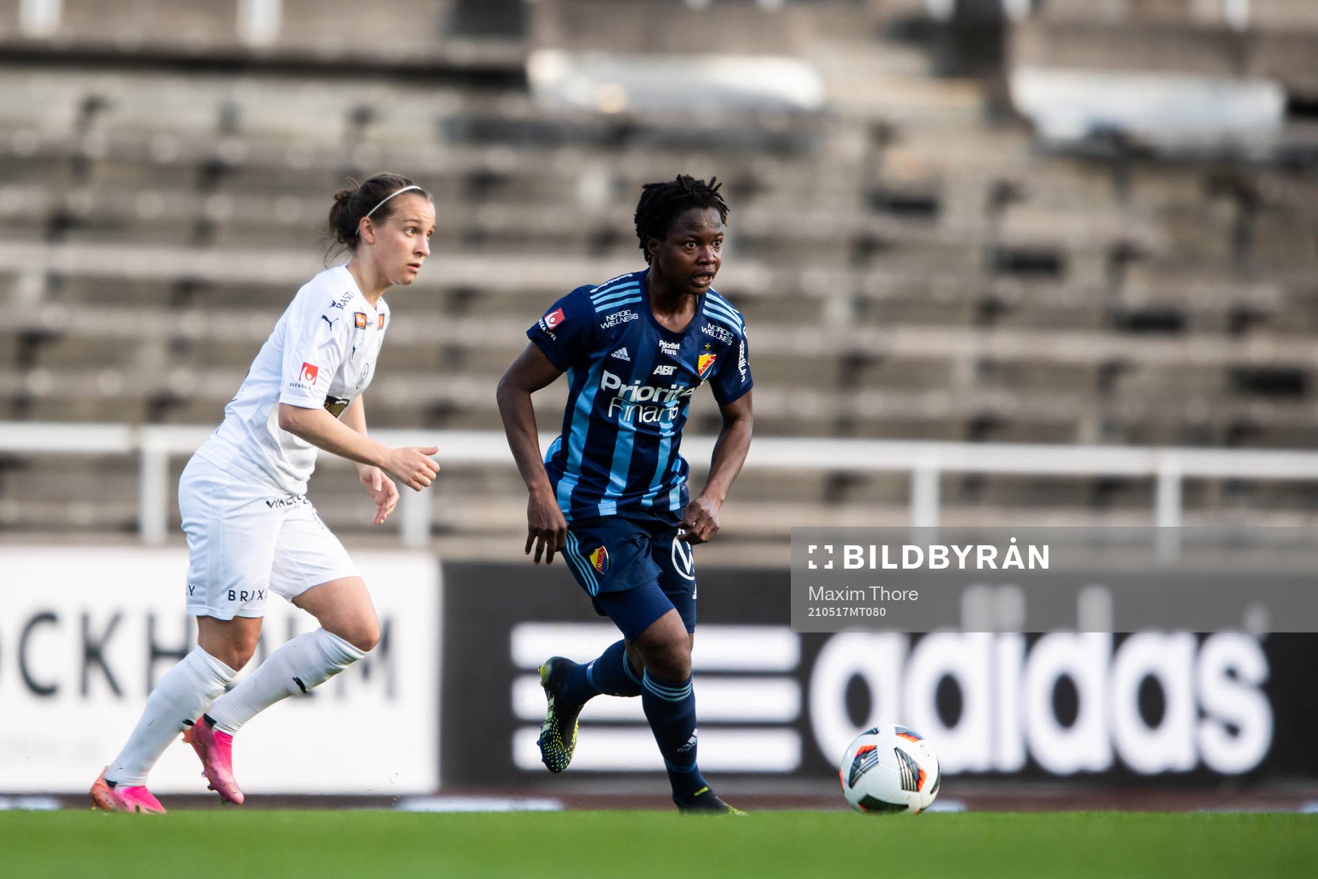 Häckens Julia Zigiotti Olme och Djurgårdens Portia Boakye
