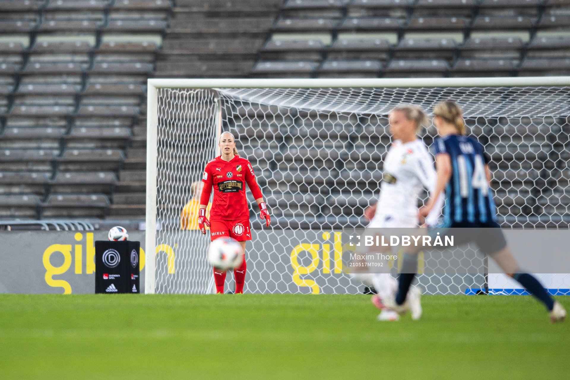 Häckens målvakt Loes Guerts