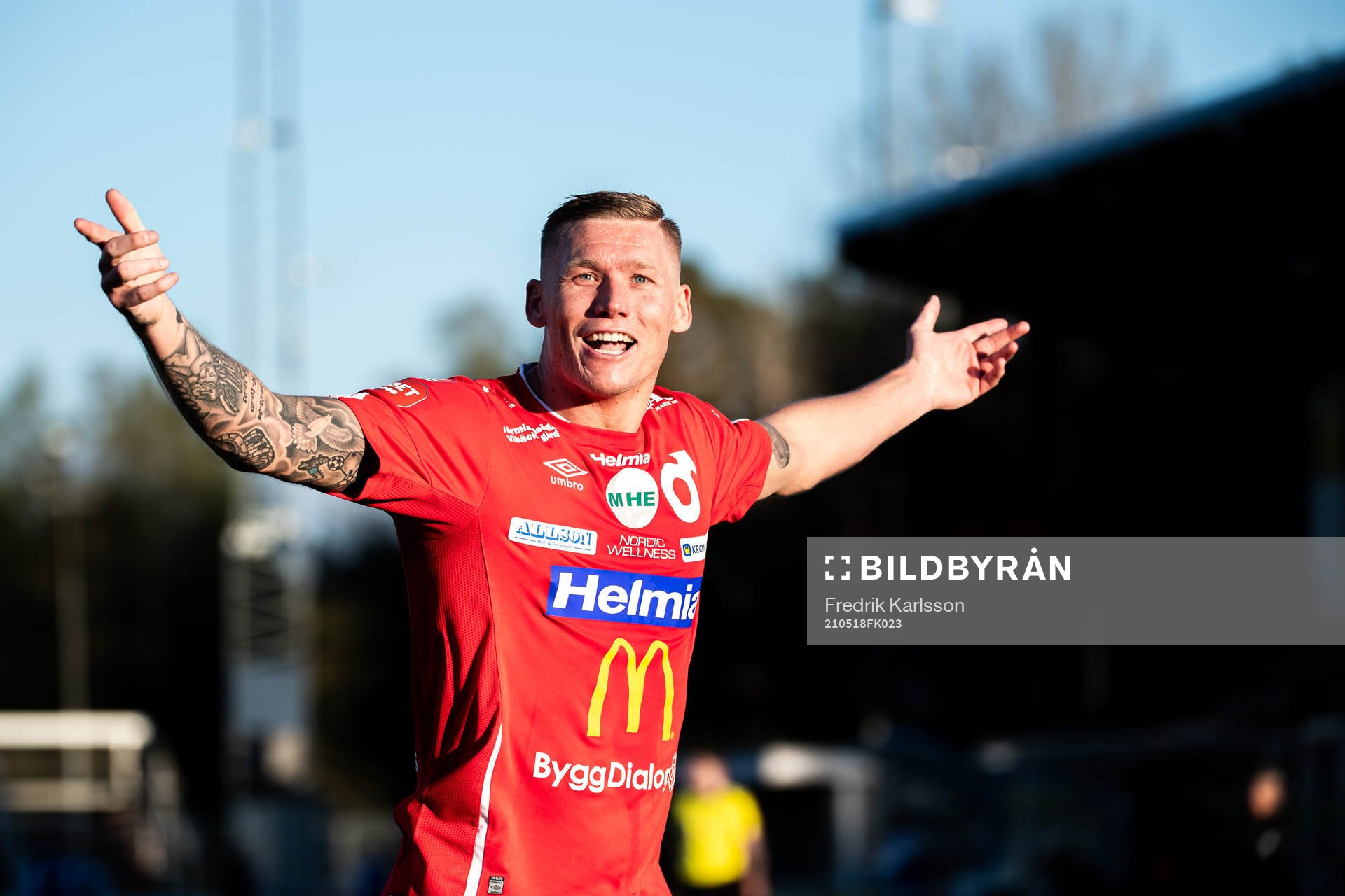 Degerfors Victor Edvardsen jublar