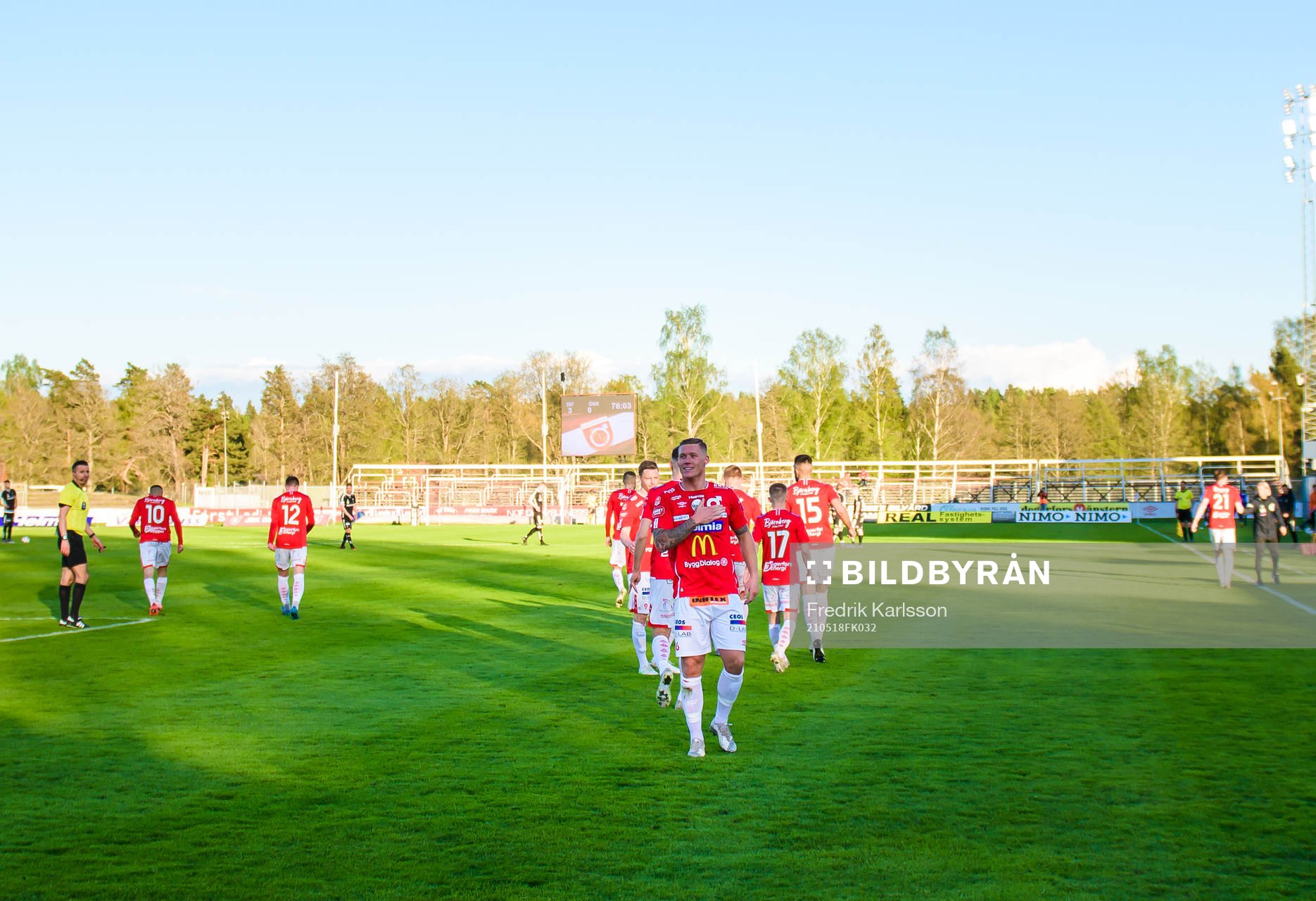 Degerfors Victor Edvardsen jublar