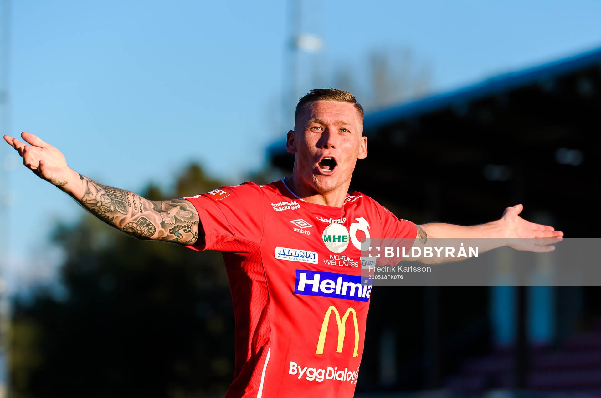 Degerfors Victor Edvardsen jublar