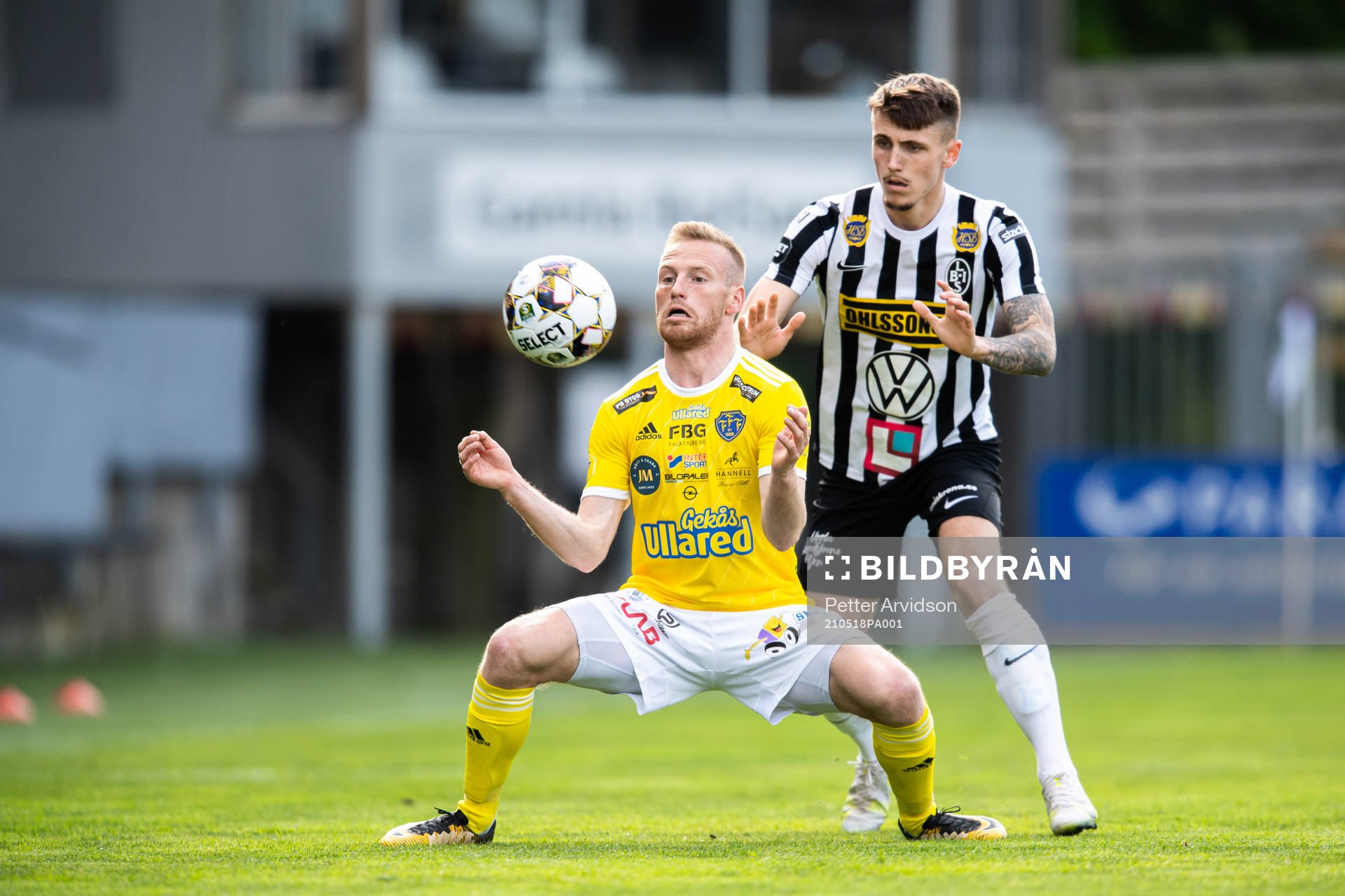 Falkenbergs Tobias Englund och Landskronas Hampus Ferhm