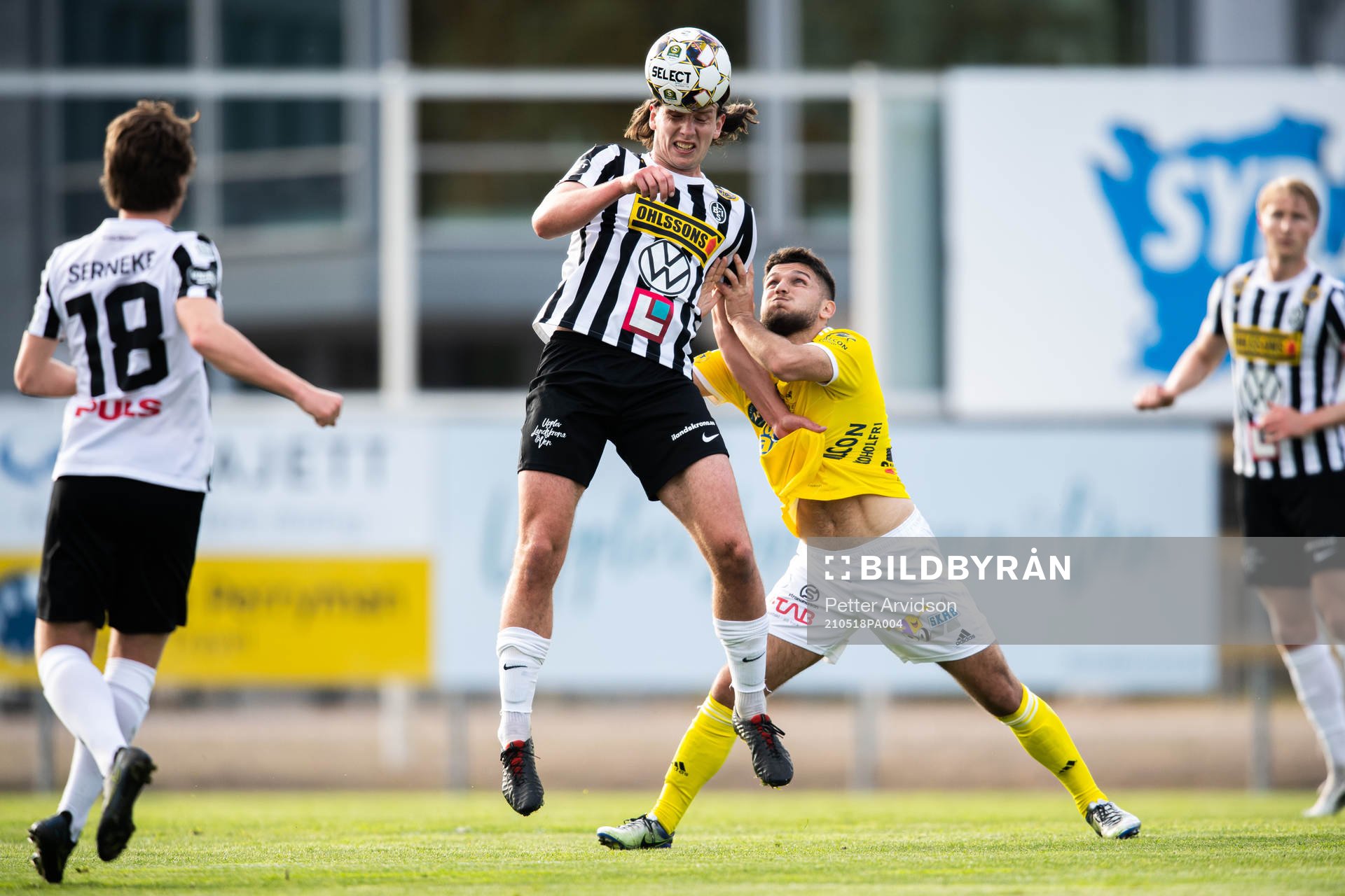Landskronas Andreas Murbeck och Falkenbergs Edi Sylisufaj
