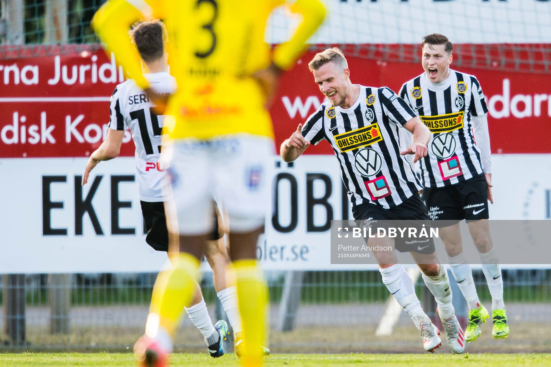 Landskronas Linus Olsson jublar