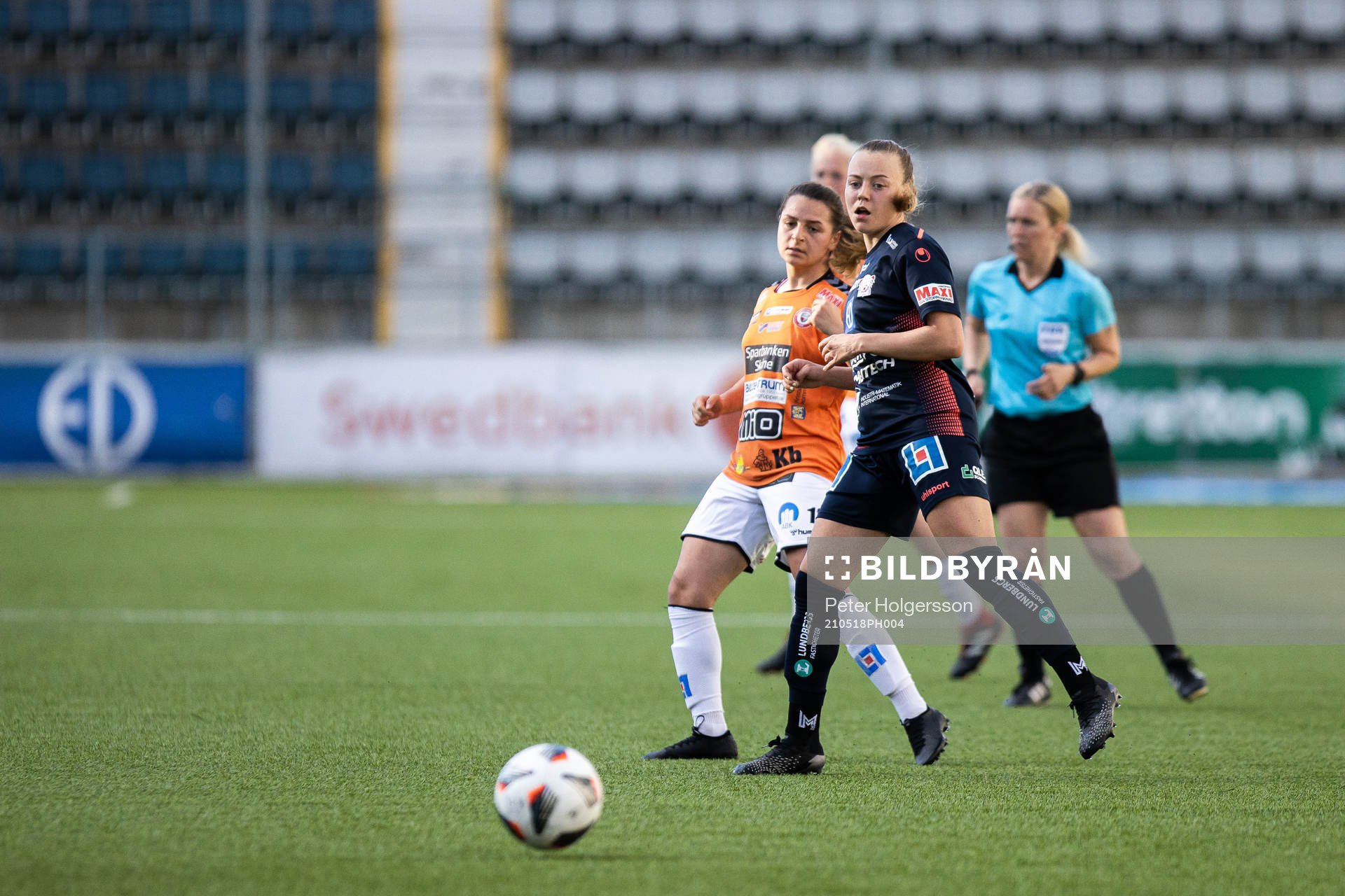 Kristianstads Emma Petrovic och Linköpings Olga Ahtinen