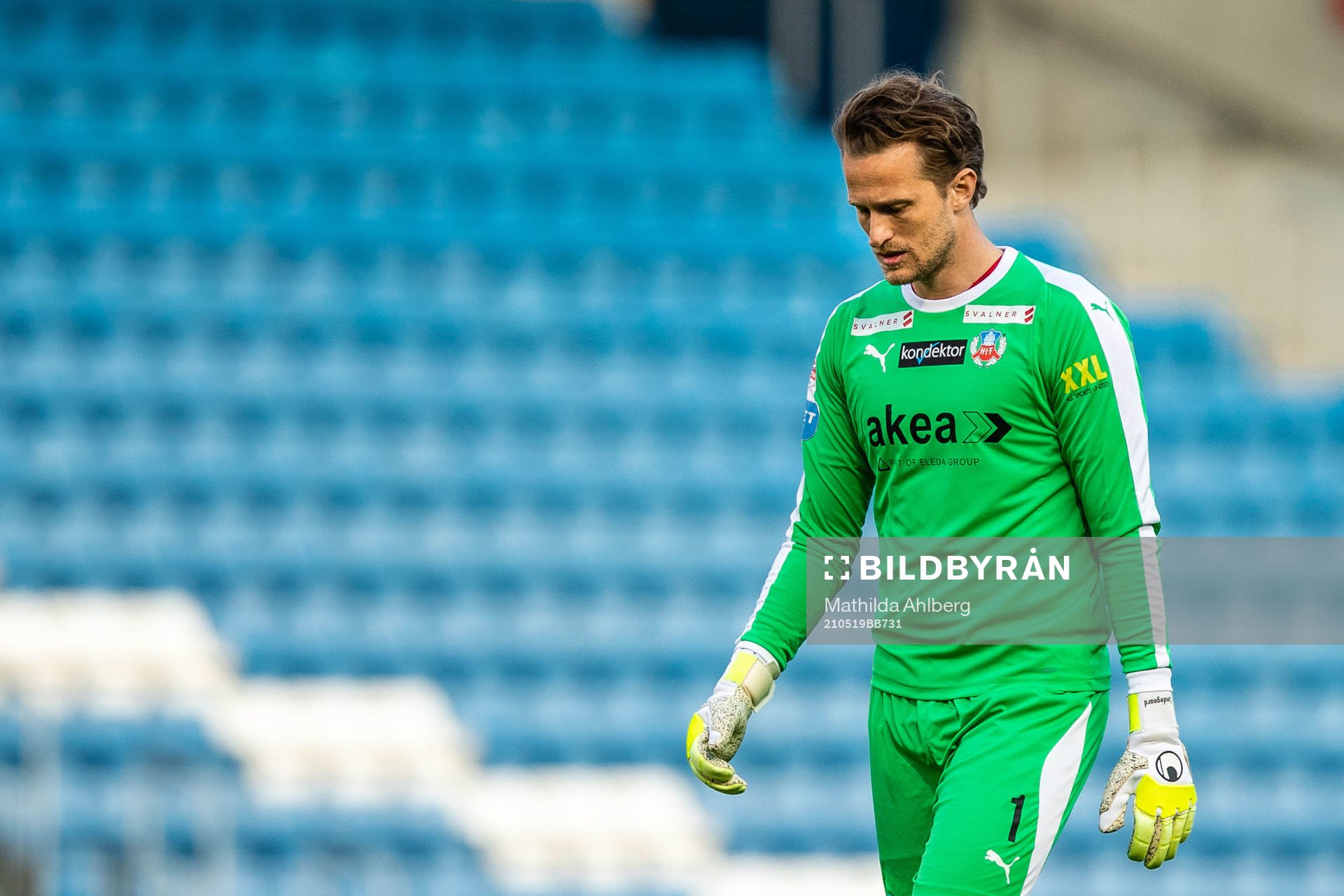 Helsingborgs målvakt Anders Lindegaard deppar