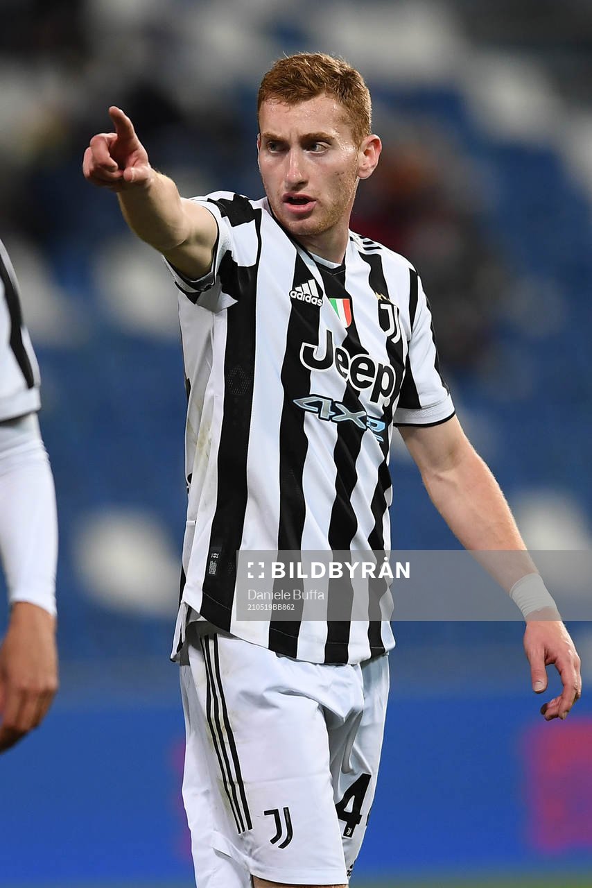 Dejan Kulusevski of Juventus celebrates scoring