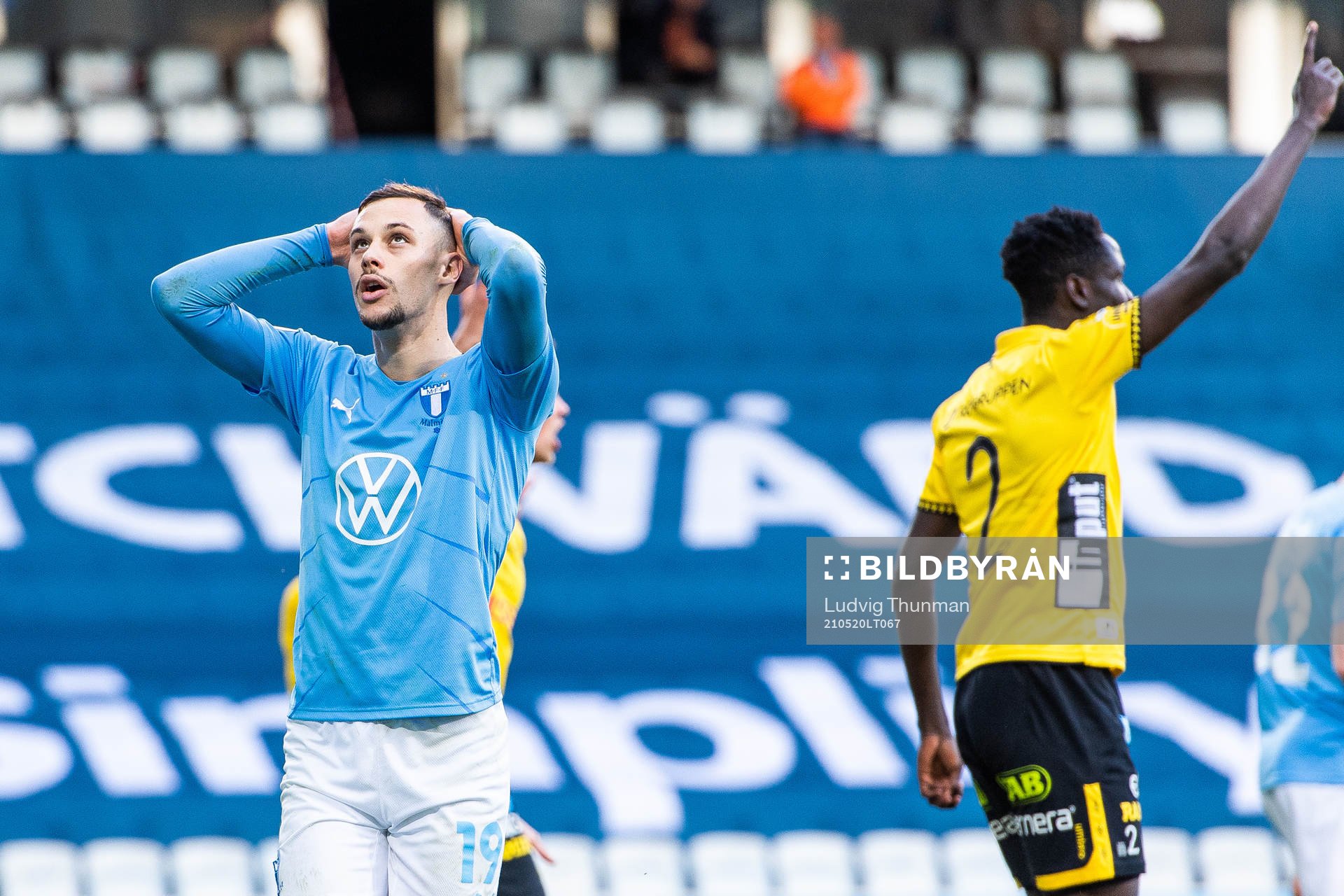 Malmö FFs Veljko Birmancevic deppar
