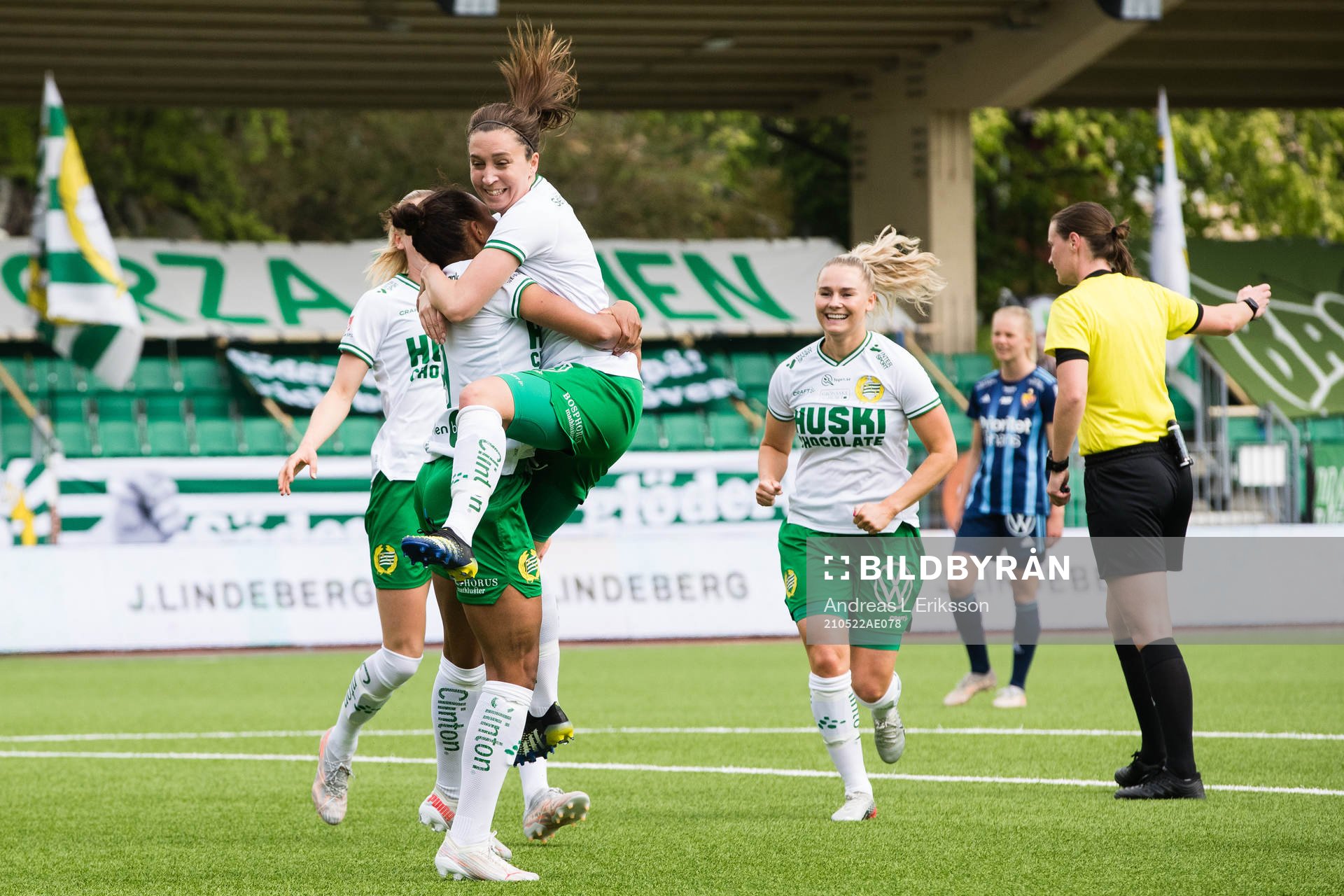 Hammarbys Madelen Janogy jublar