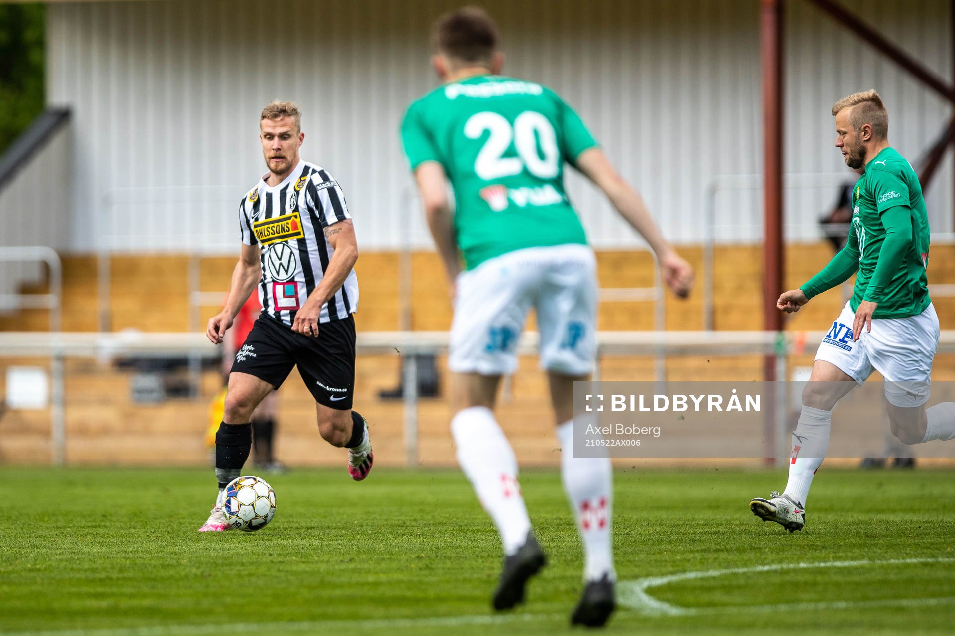Landskronas Linus Olsson och Jönköpings Sebastian Crona