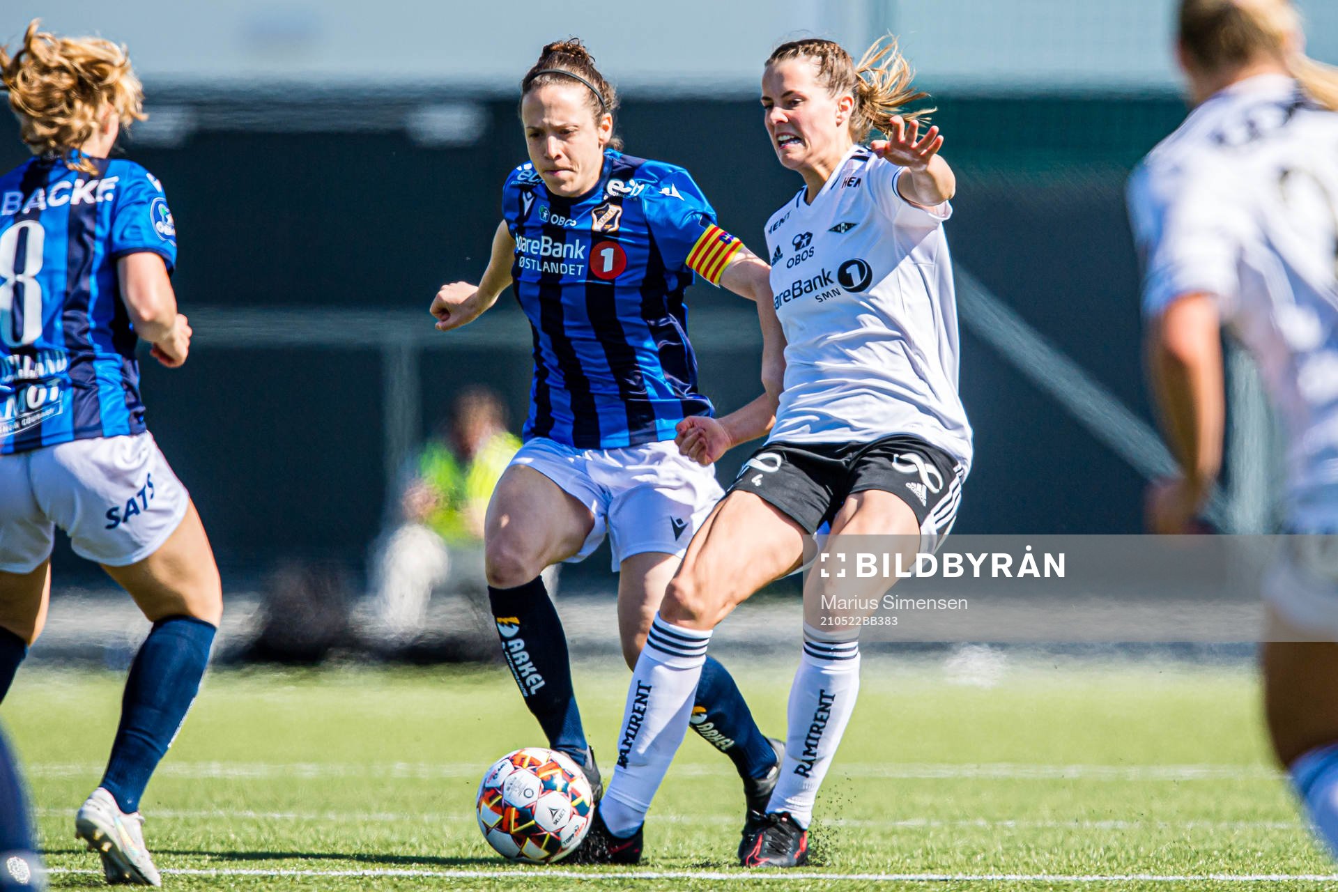 Melissa Linn Berman Bjånesøy of Stabæk and Ina Kamilla
