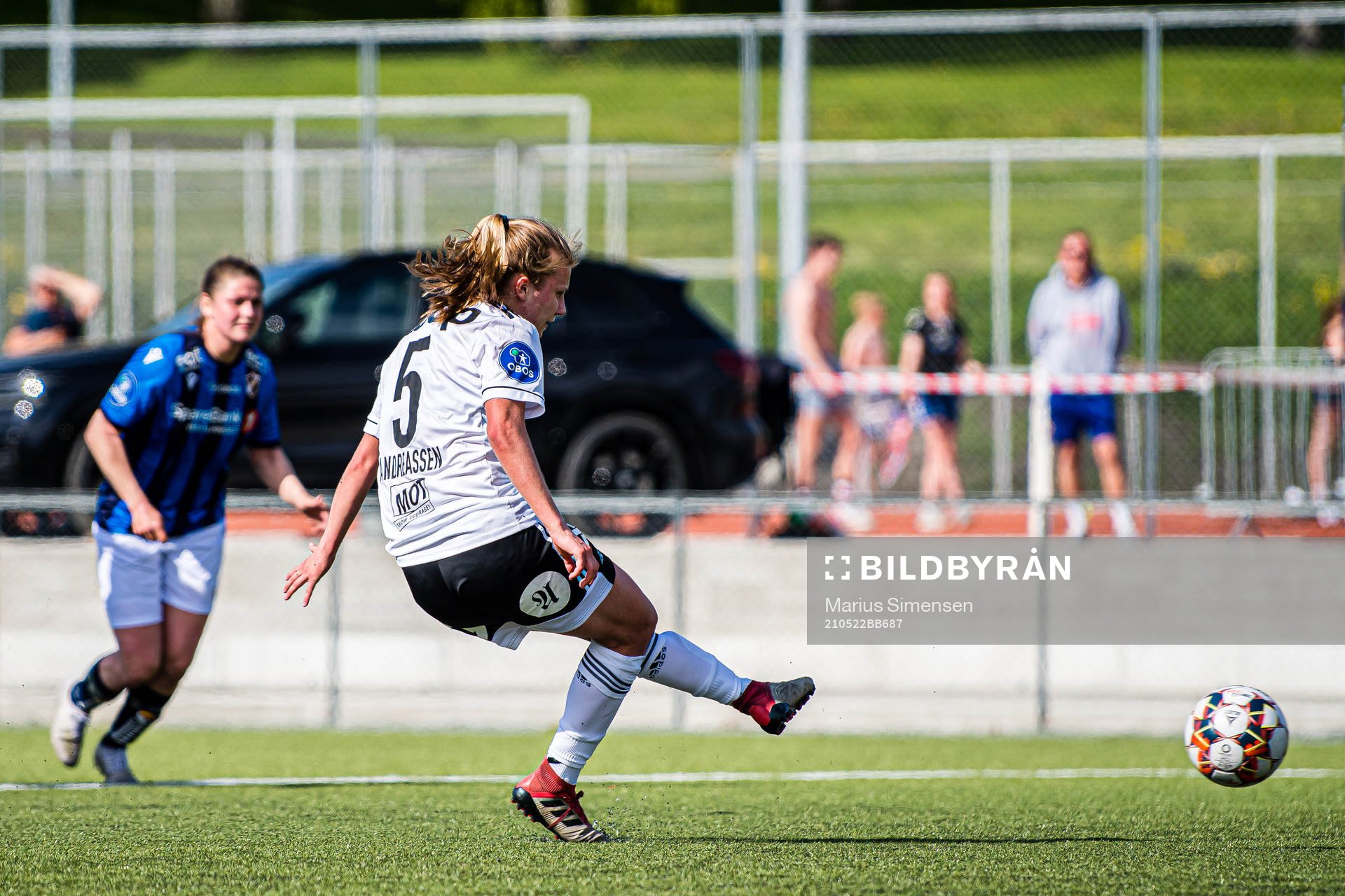Cesilie Andreassen of Rosenborg scores the 2-0 goal
