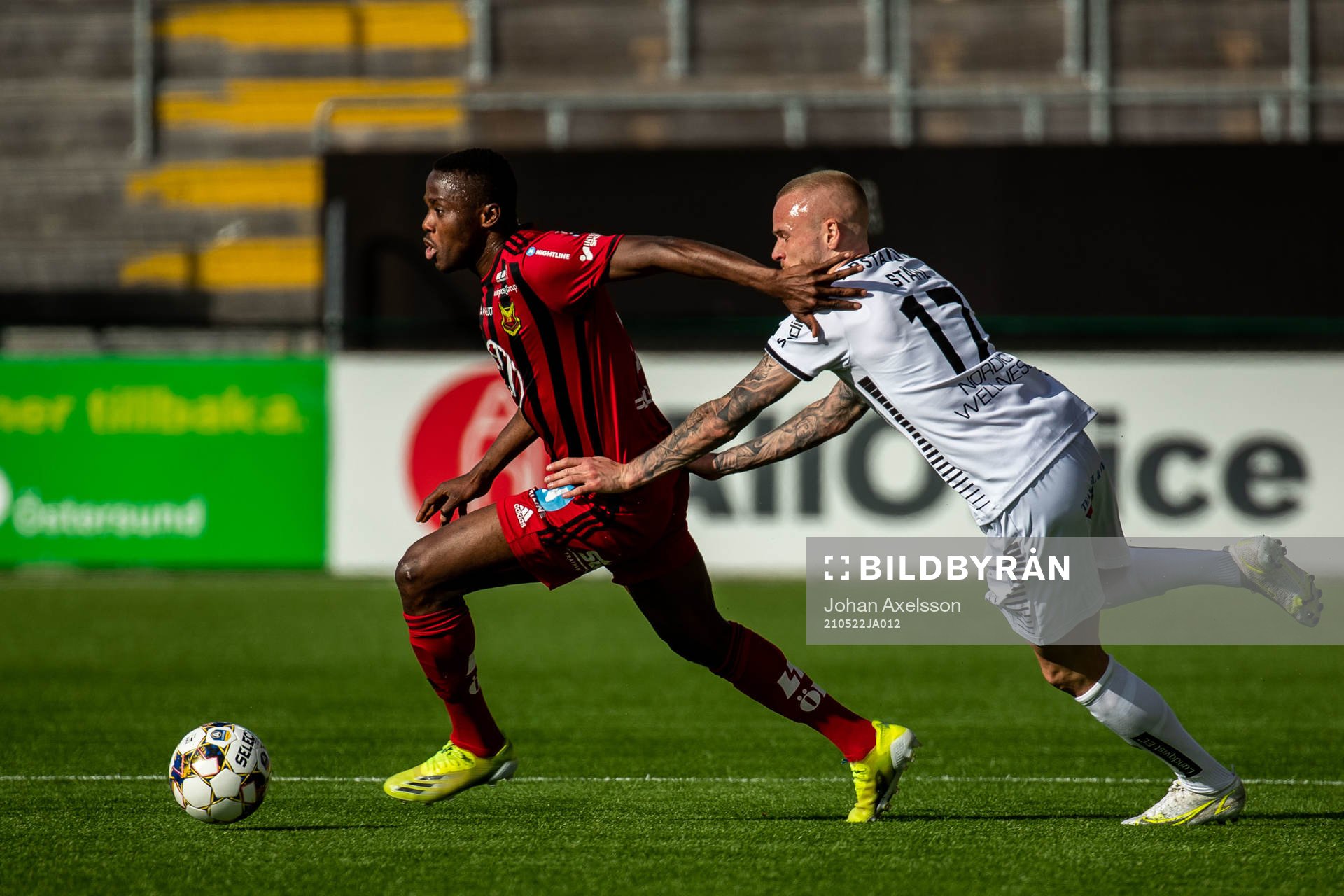 Östersunds Patrick Kpozo och Sirius Adam Ståhl
