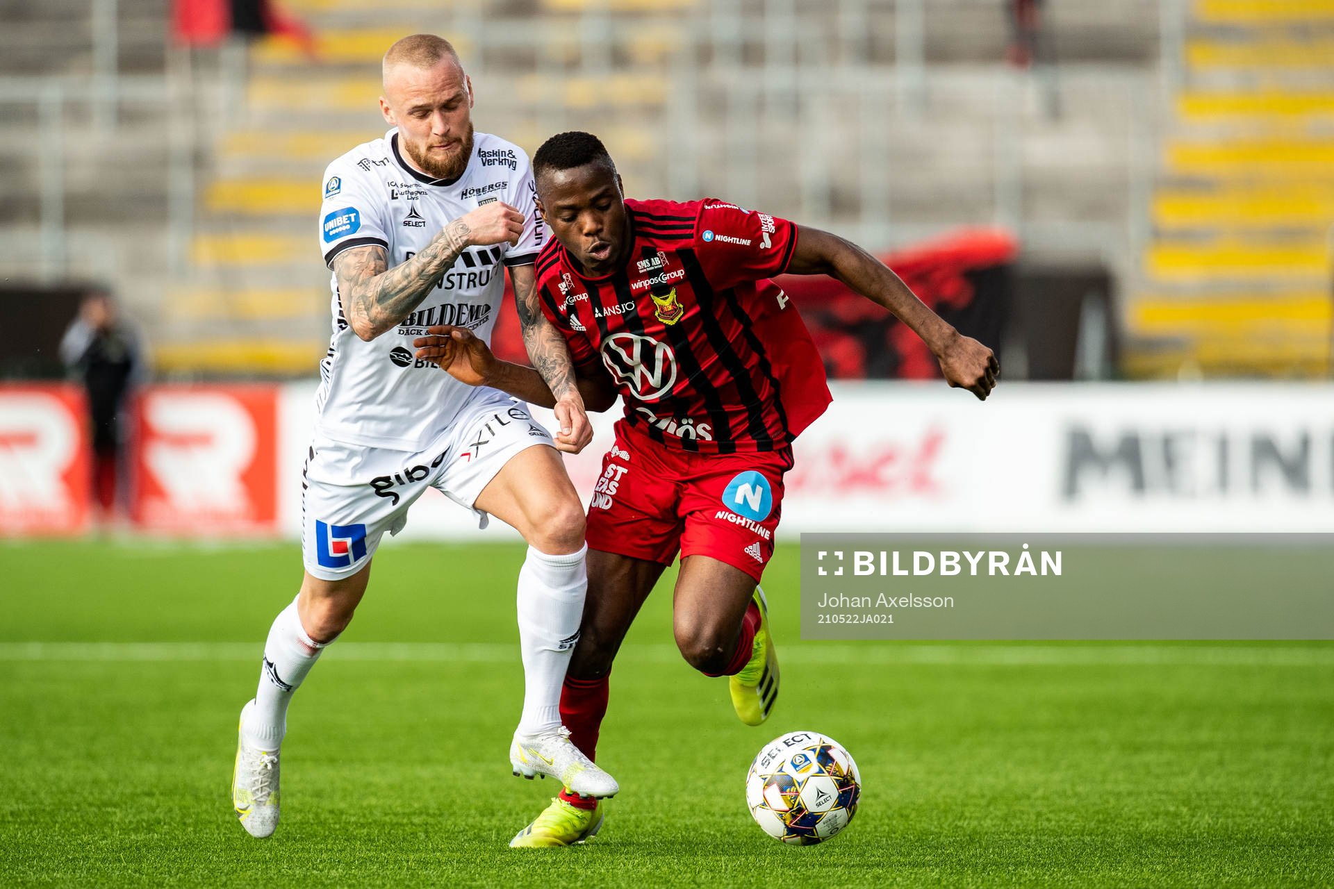 Östersunds Patrick Kpozo och Sirius Adam Ståhl