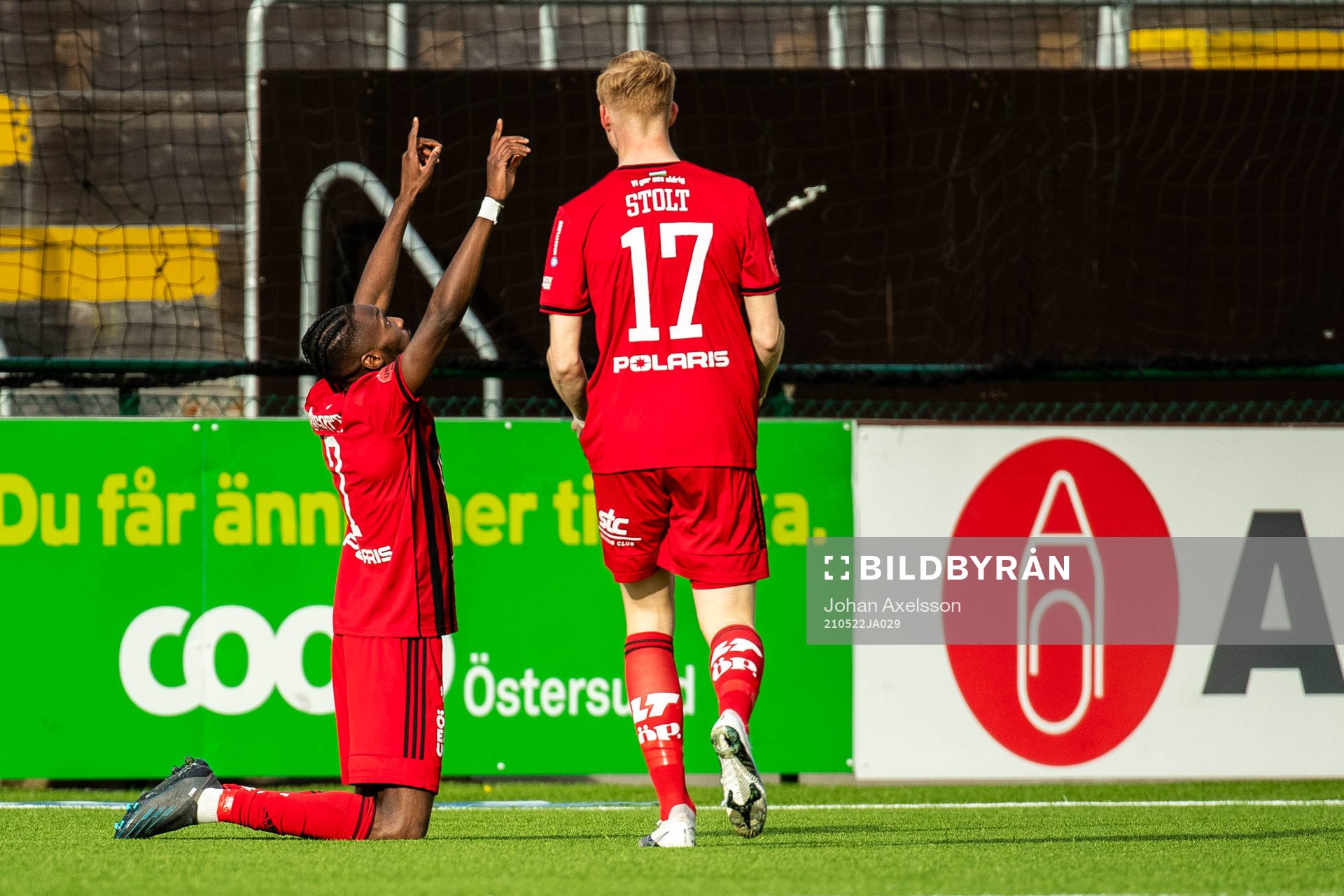 Östersunds Blair Turgott jublar