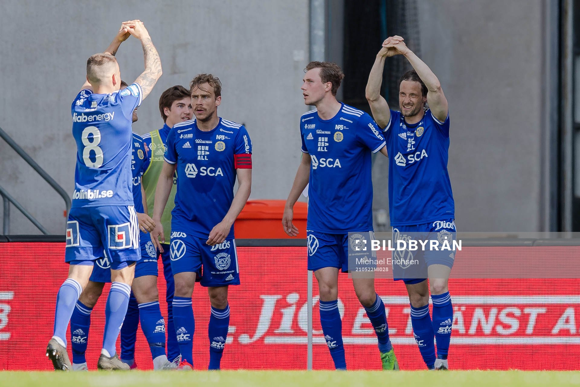 Sundsvalls Linus Hallenius jublar efter 0-1 under fotbollsmatchen i Superettan mellan Örgryte och GIF Sundsvall den 22 maj 2021 i Göteborg.