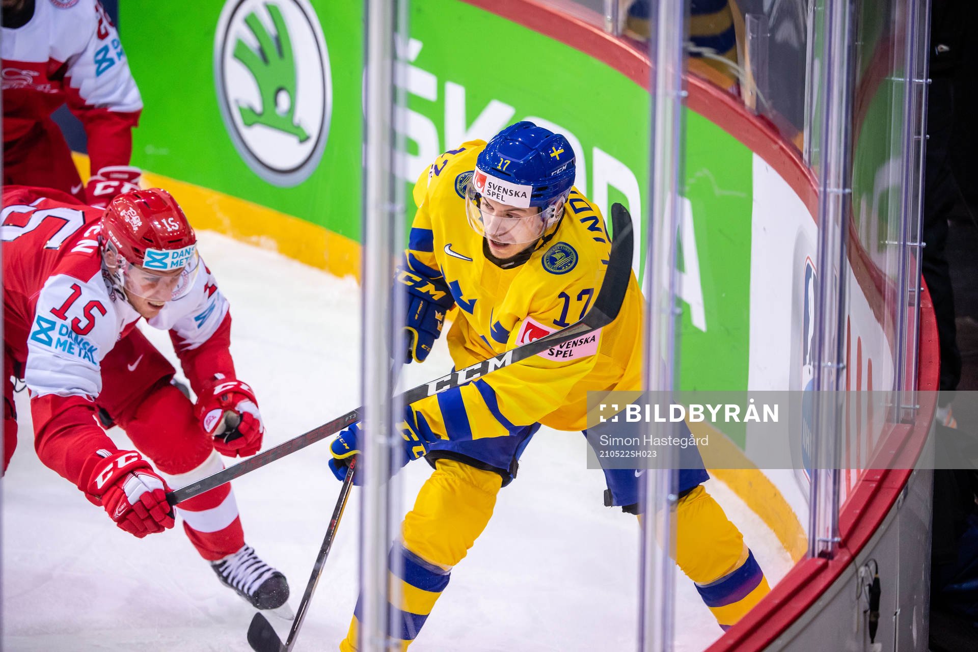 Matias Lassen of Denmark and Pär Lindholm of Sweden