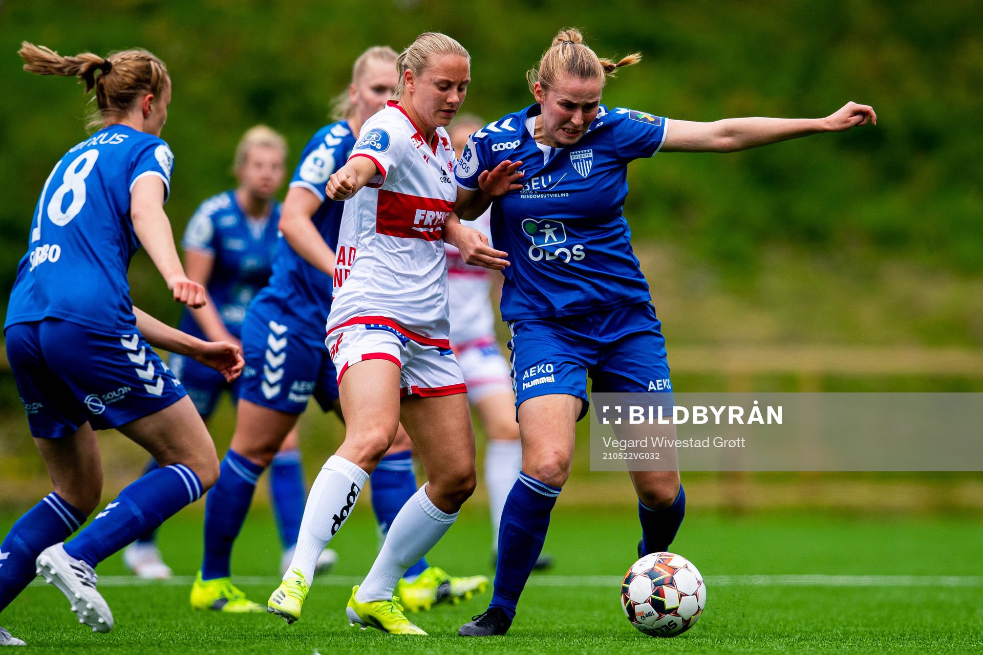Lisa Fjeldstad Naalsund of Sandviken and Tonje Pedersen of