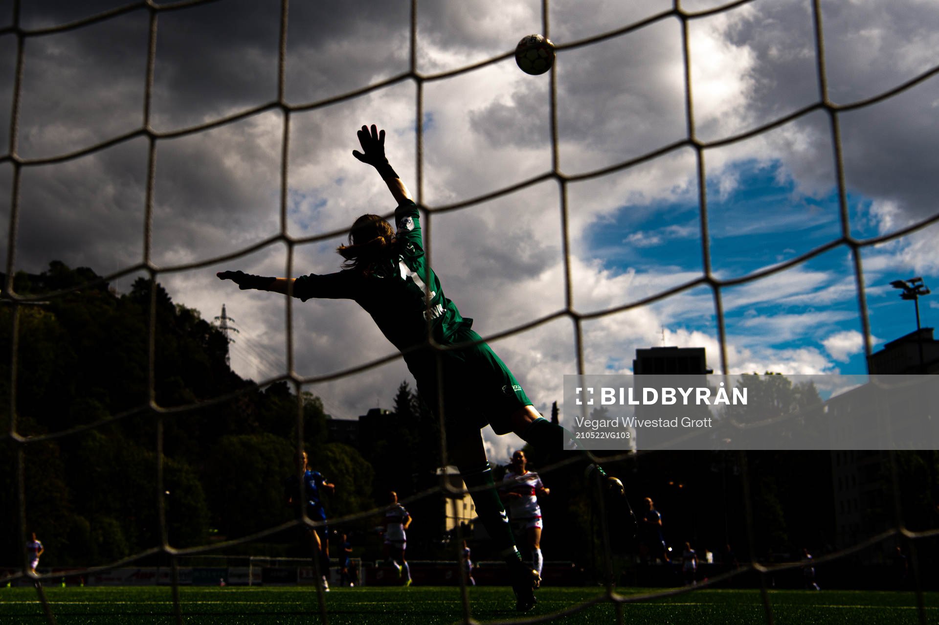 Goalkeeper Siri Ervik of Kolbotn with a save
