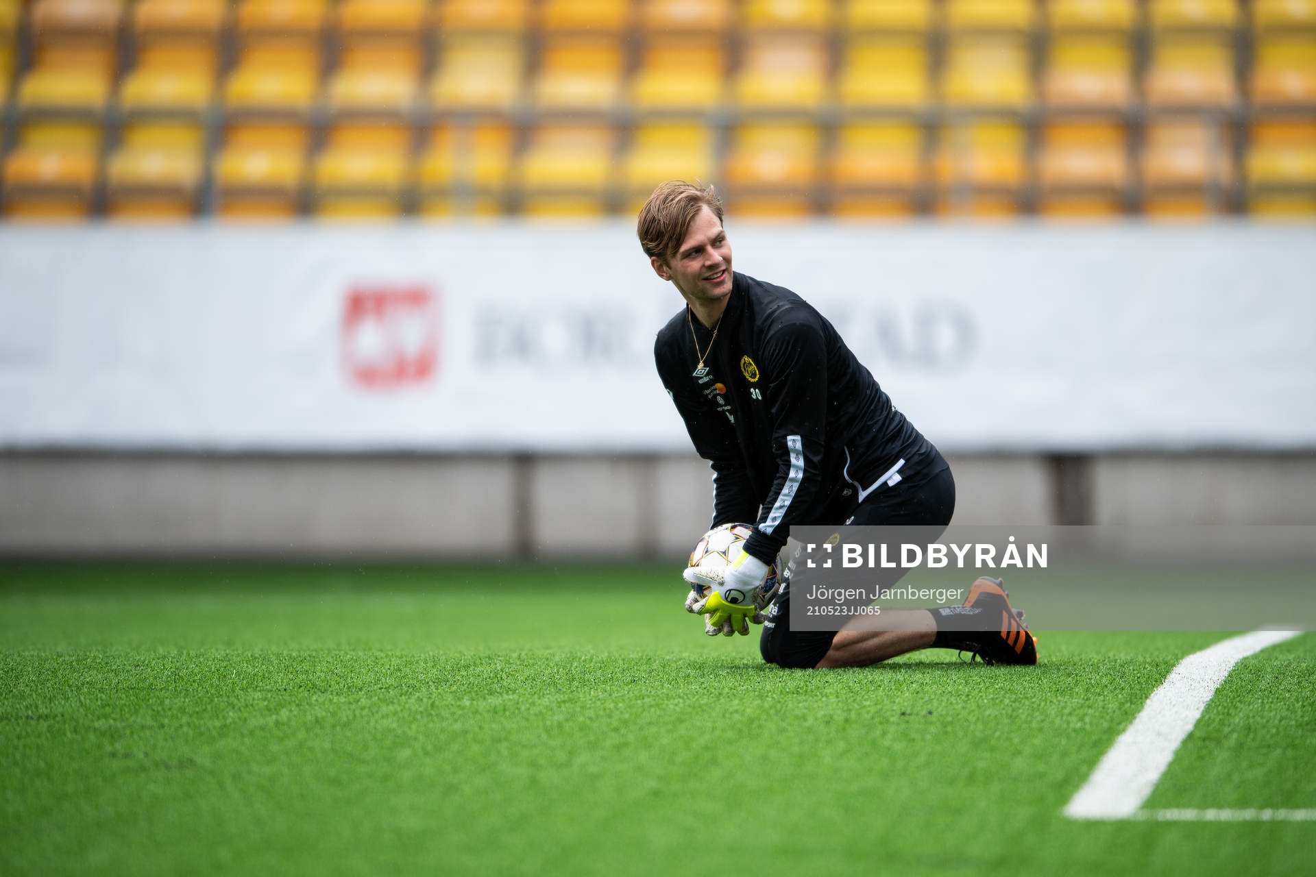 målvakt Simon Andersson