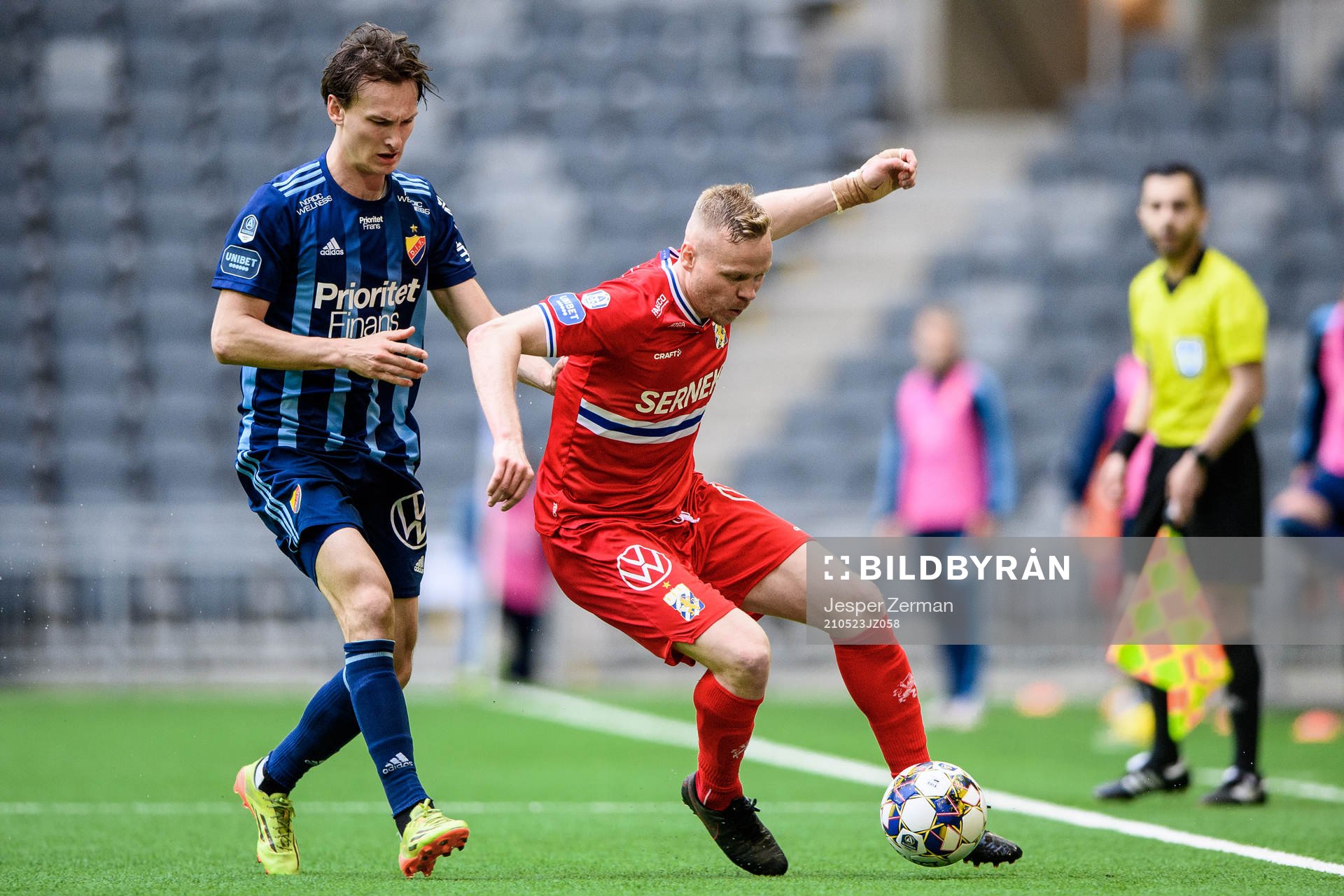 Djurgårdens Hjalmar Ekdal och IFK Göteborgs Kolbeinn