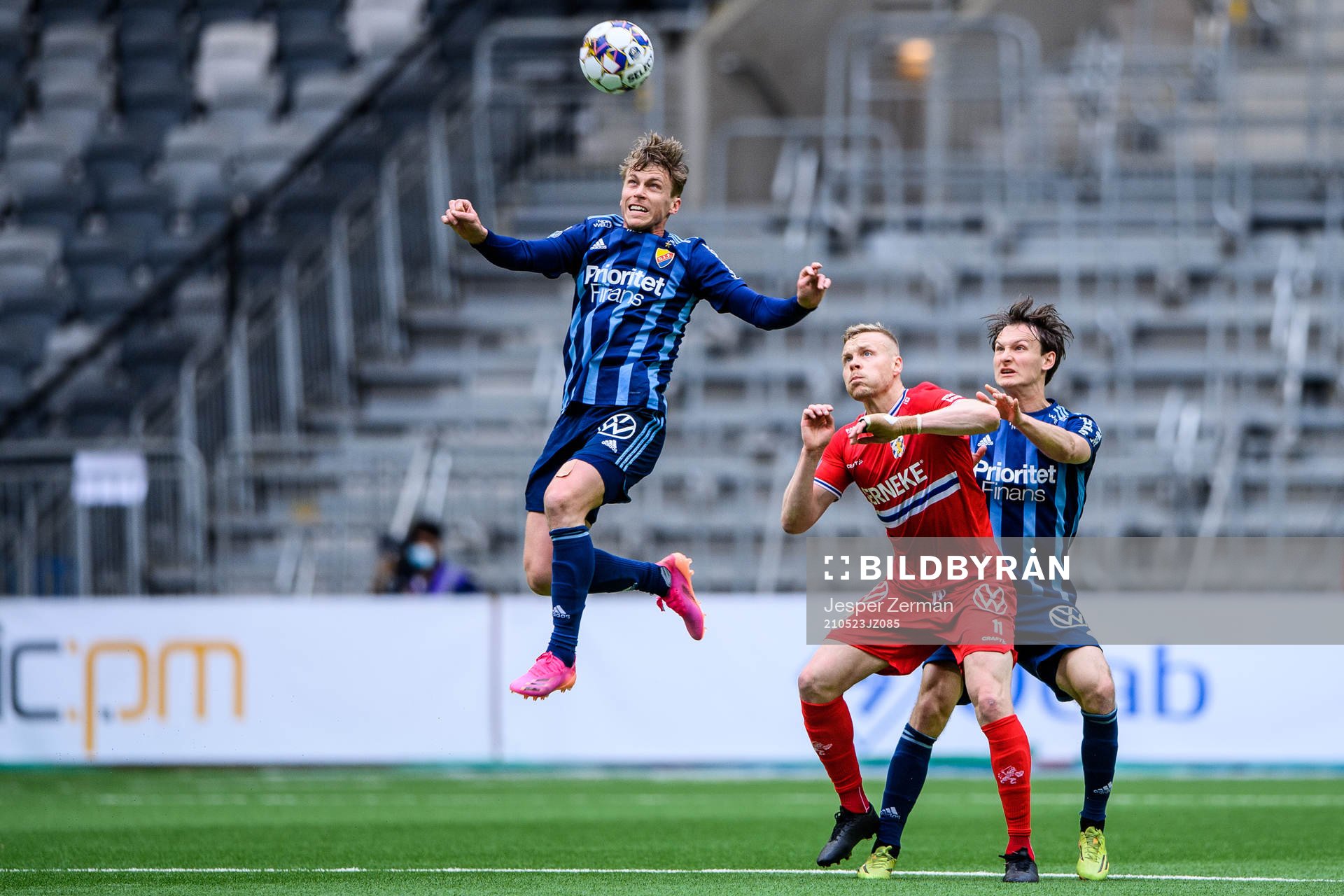 Djurgårdens Rasmus Schüller och Hjalmar Ekdal mot IFK